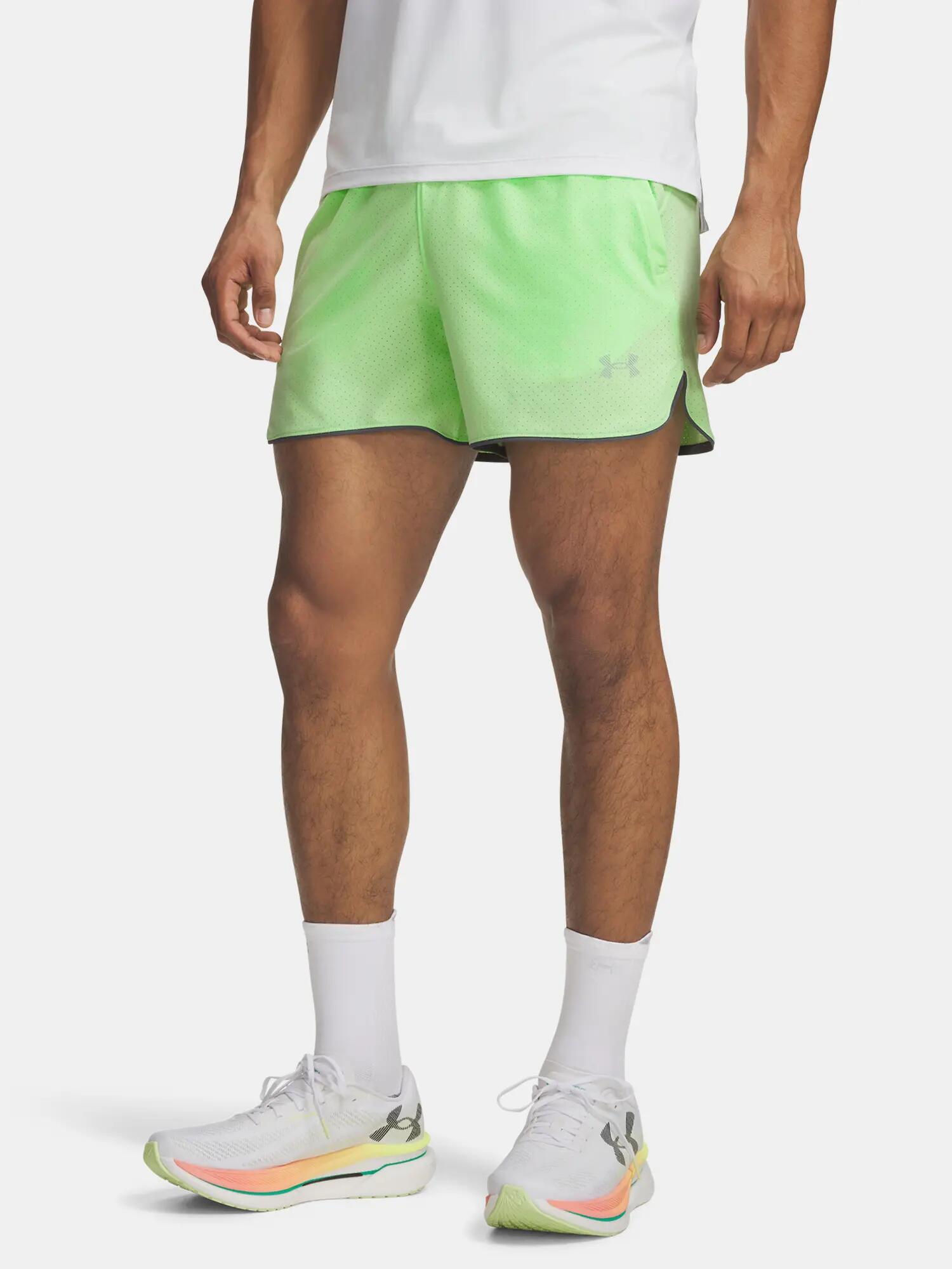 UNDER ARMOUR picture