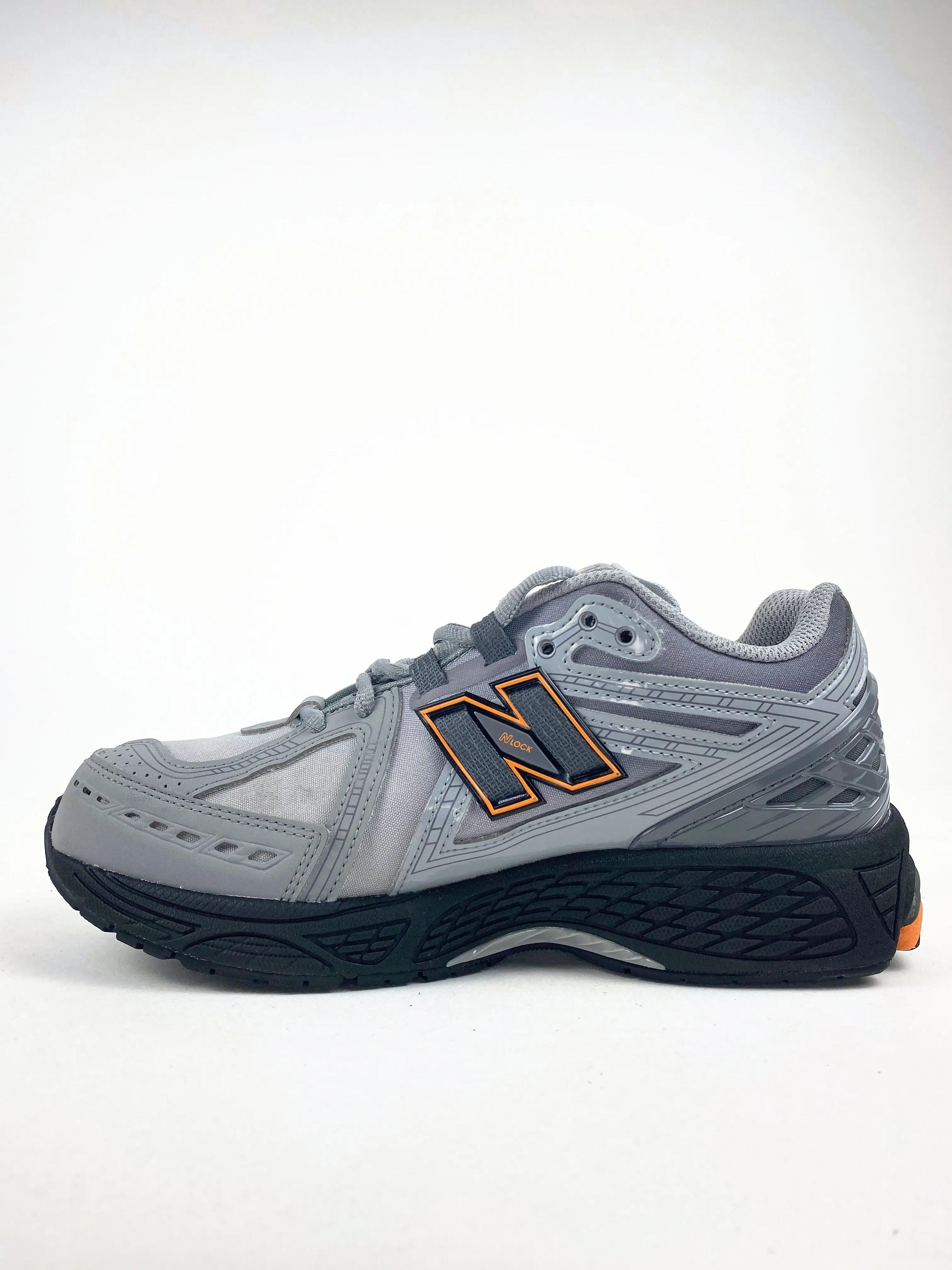 Reconditionné NEW BALANCE Baskets Femme, 1906R, Gris clair Très Bon État 4/4