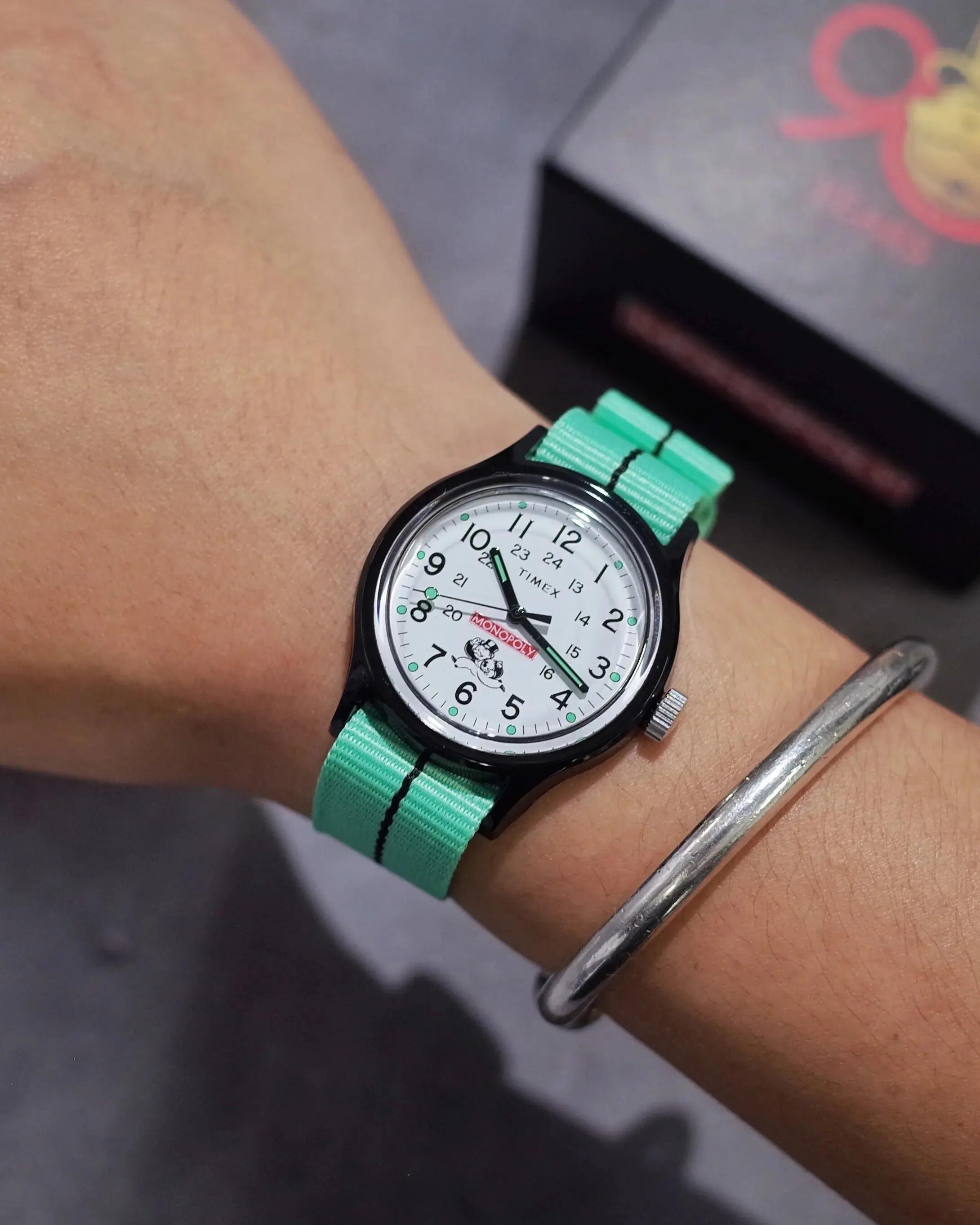 Timex Analogique Montre Vert/Blanc TW2Y47100 5/6