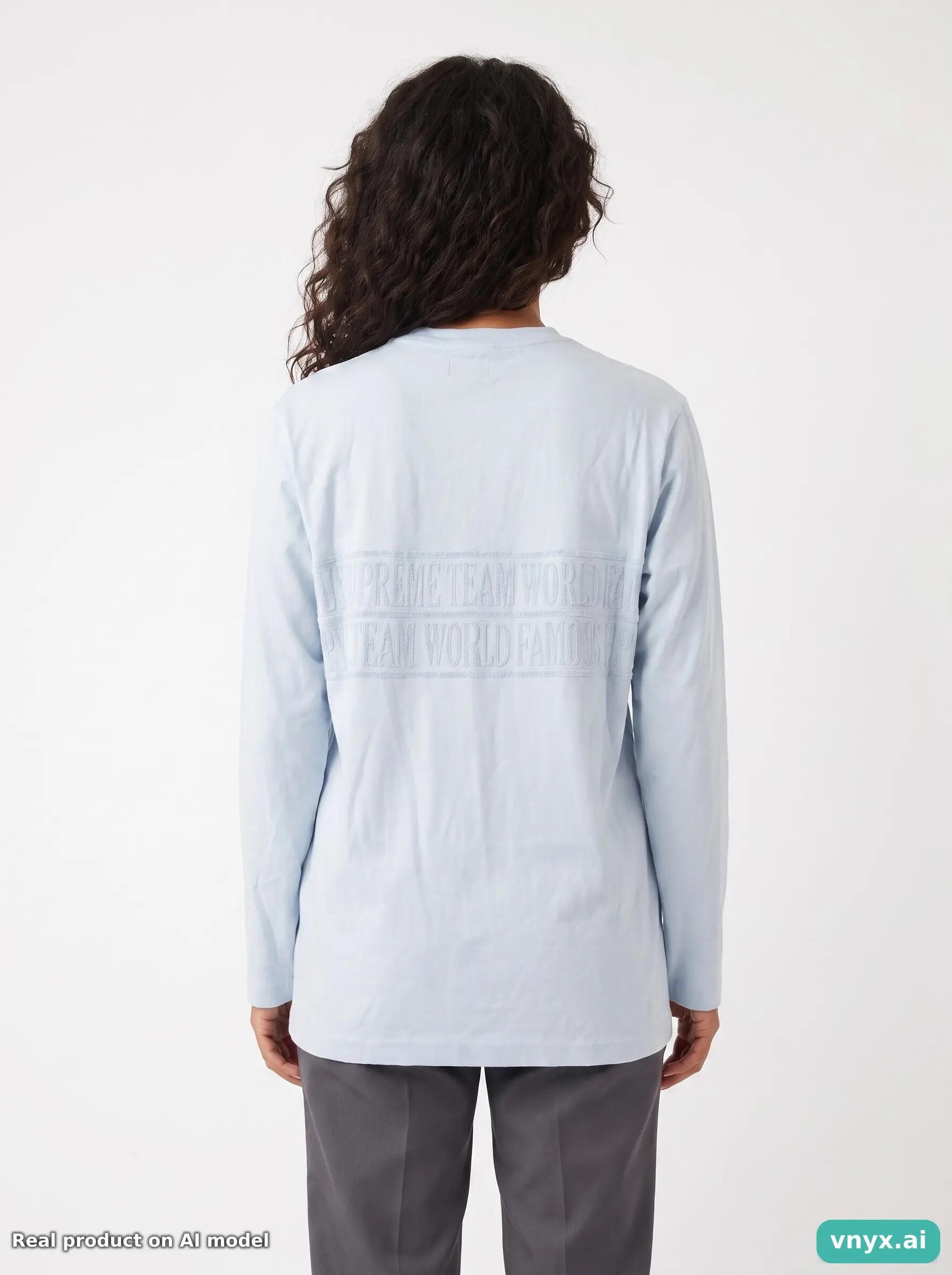 Second Life - Supreme Long Sleeve in Light Blue size XL Long-Sleeved Top 2/5