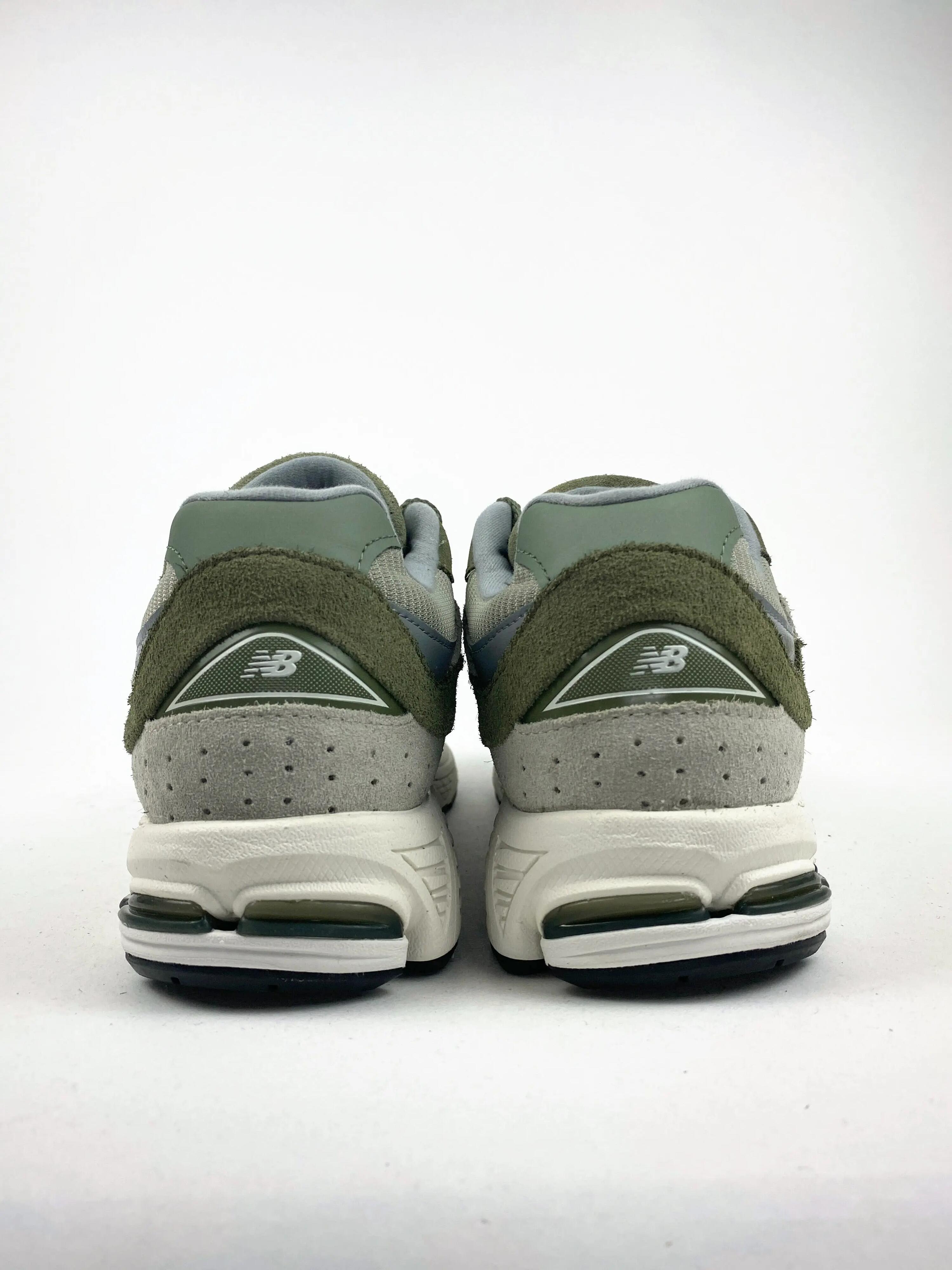 Reconditionné NEW BALANCE Baskets Homme, 2002R, Kaki Très Bon État 3/4