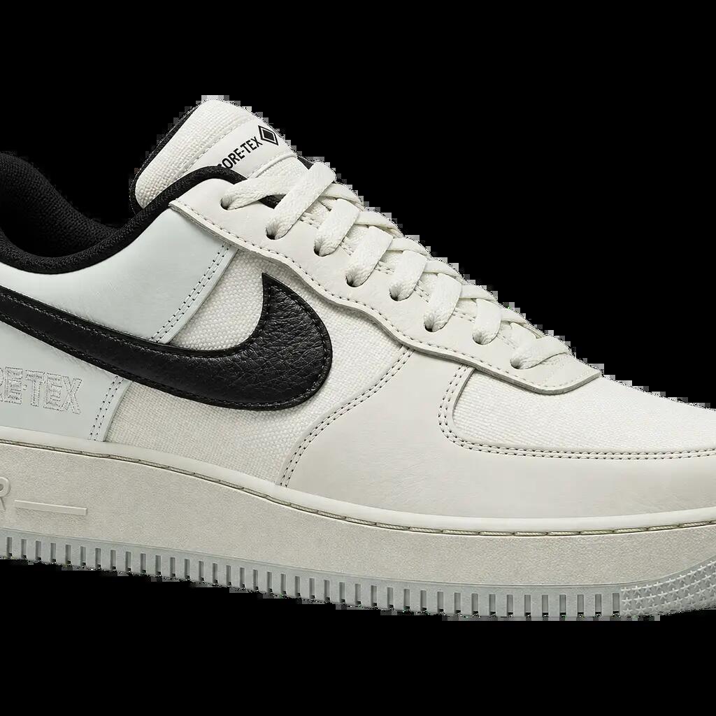 Herren - Sneaker - Low-Top - GORE-TEX - Nike Air Force 1 - Bone