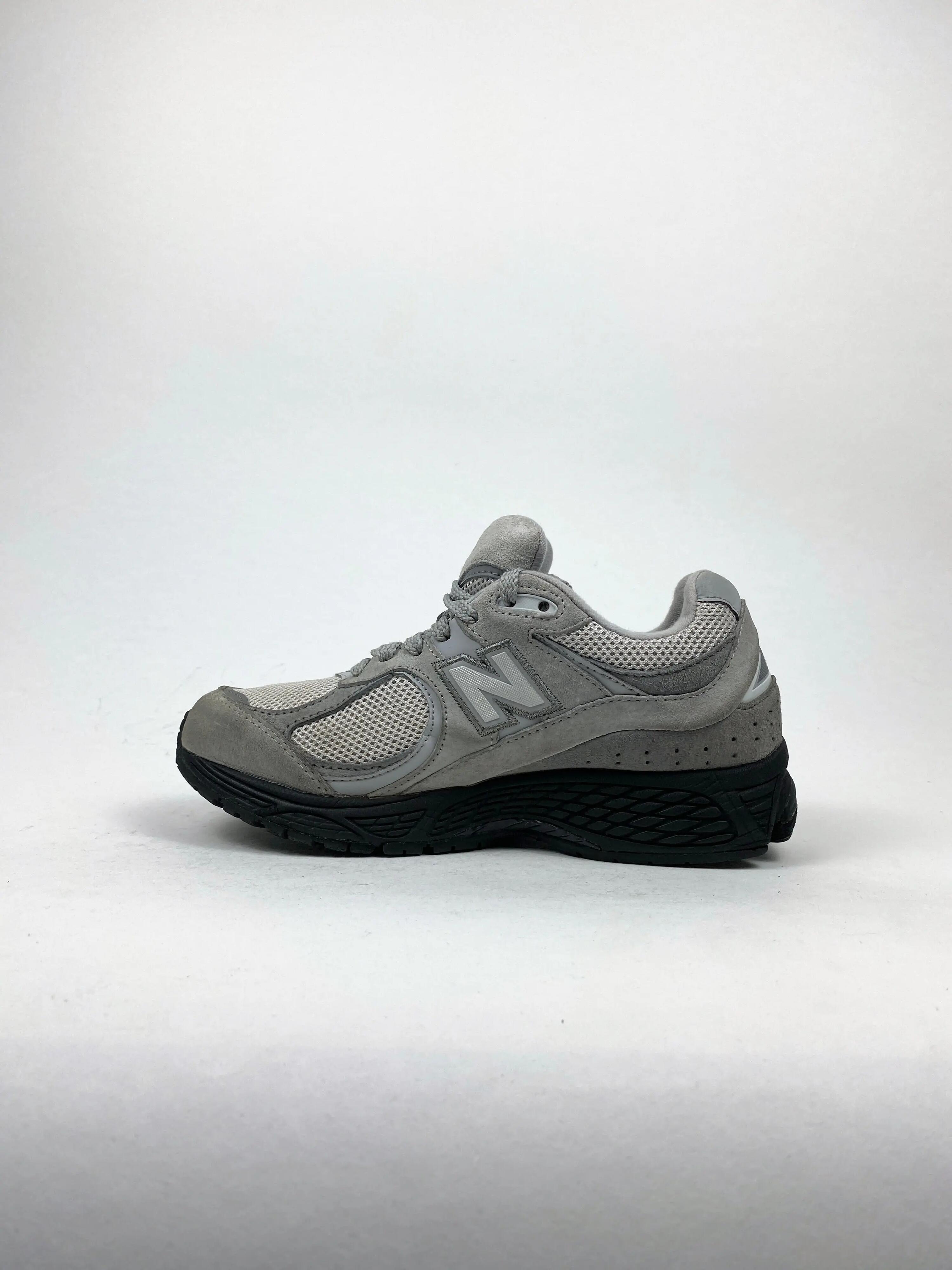 Reconditionné NEW BALANCE Baskets Femme, 2002R, Gris clair Très Bon État 4/4
