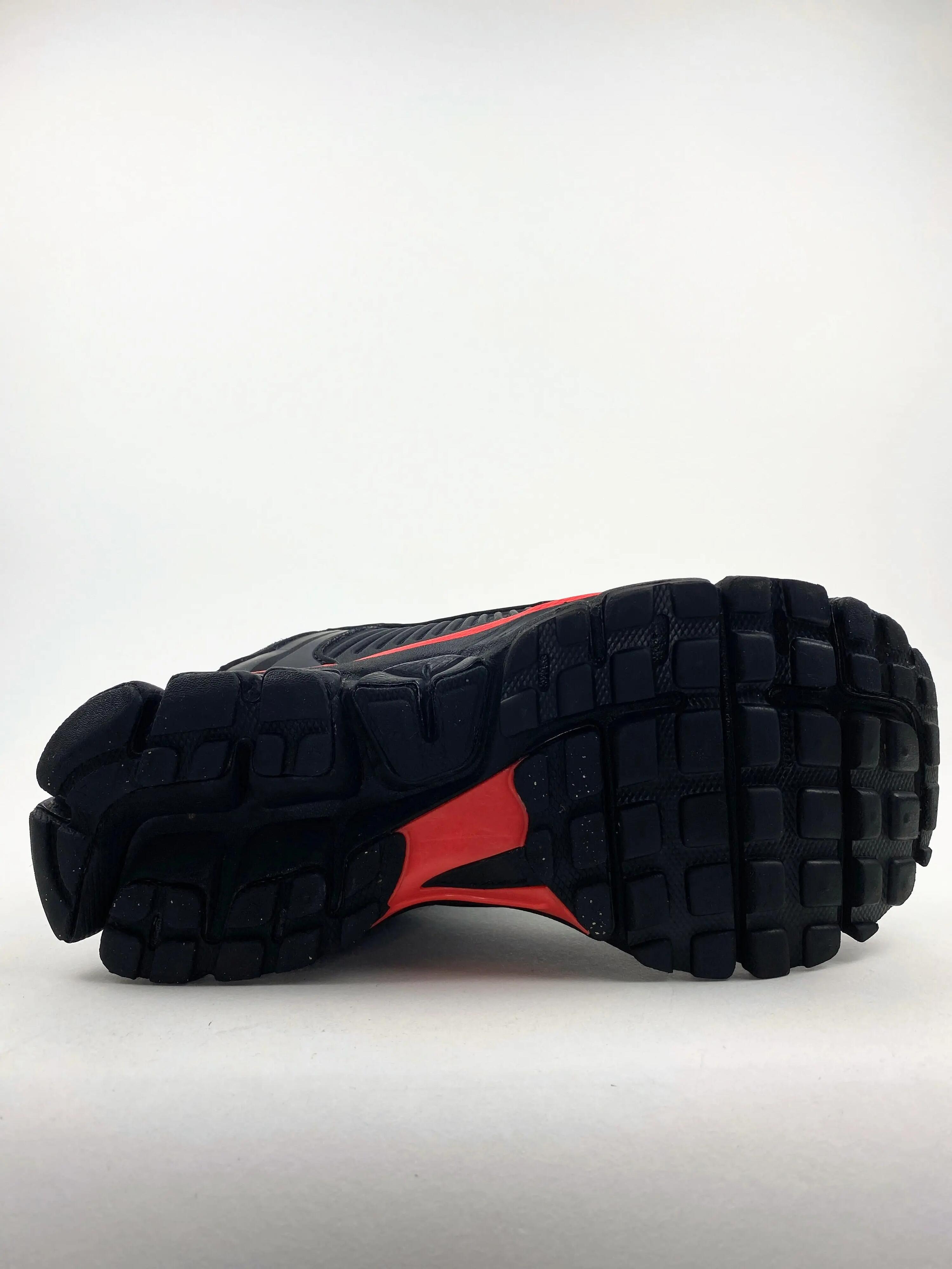 Reconditionné NIKE Baskets Femme, Zoom Vomero 5, Noir Très Bon État 2/4