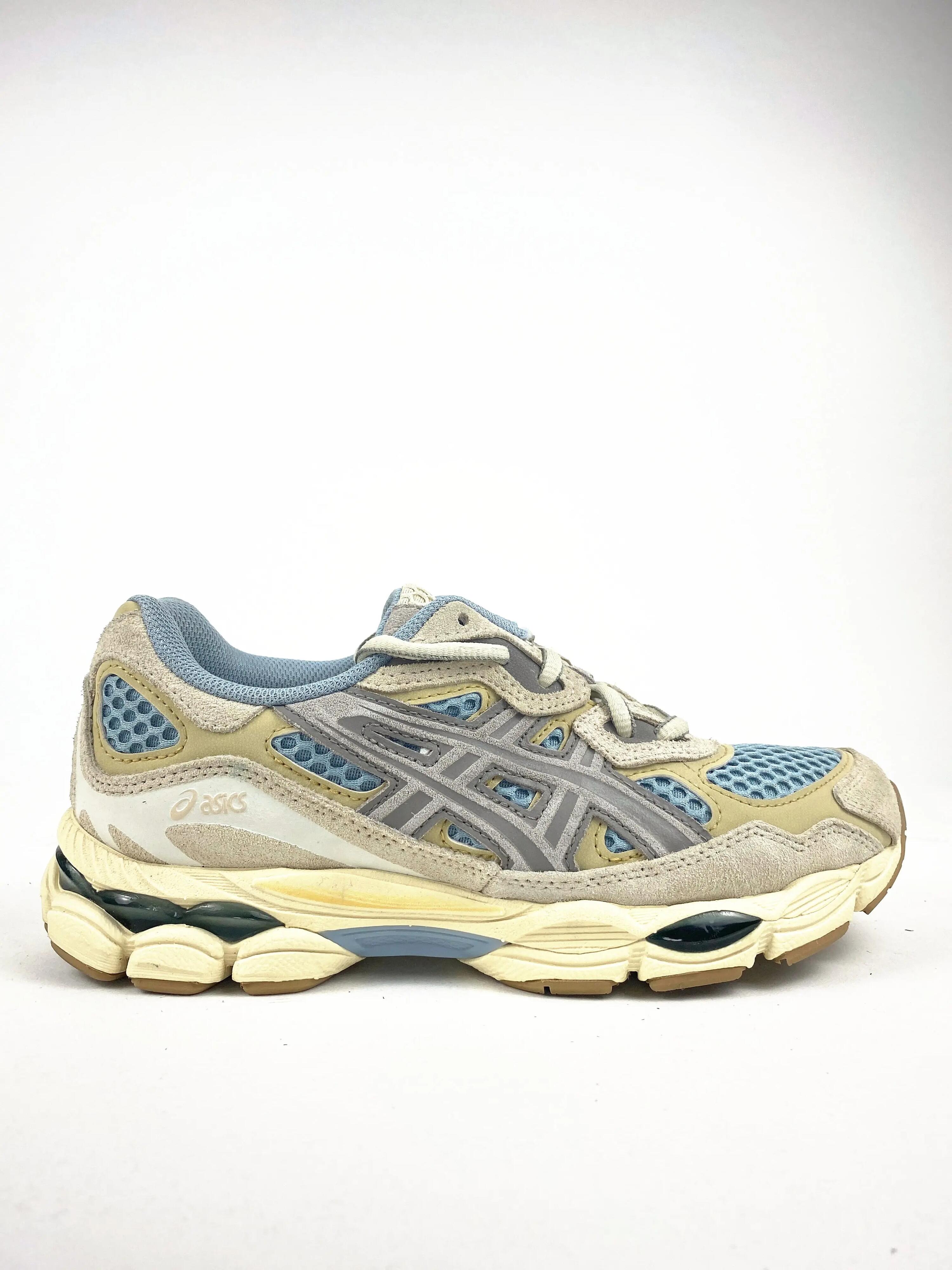 ASICS picture