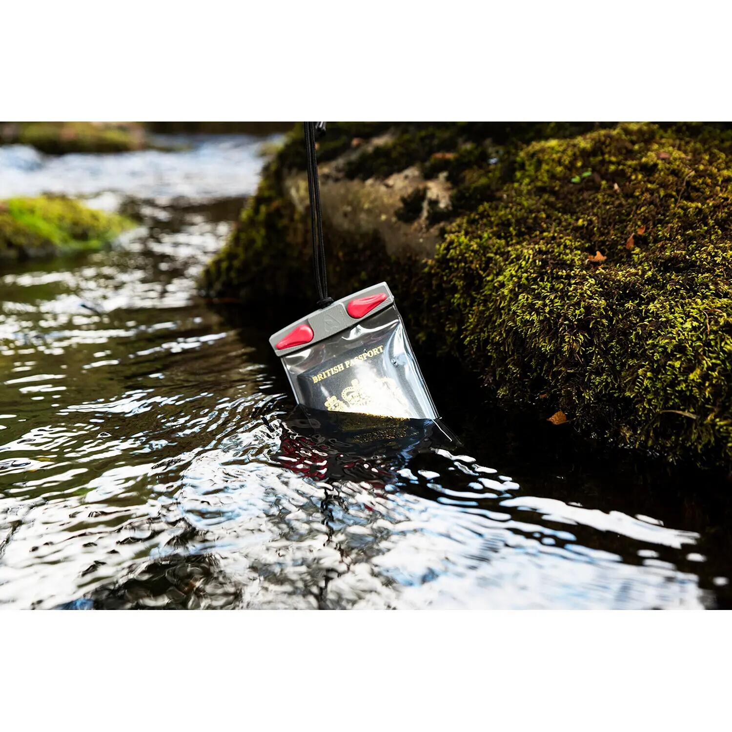 Schutzhülle Aquapac Plus 2/5