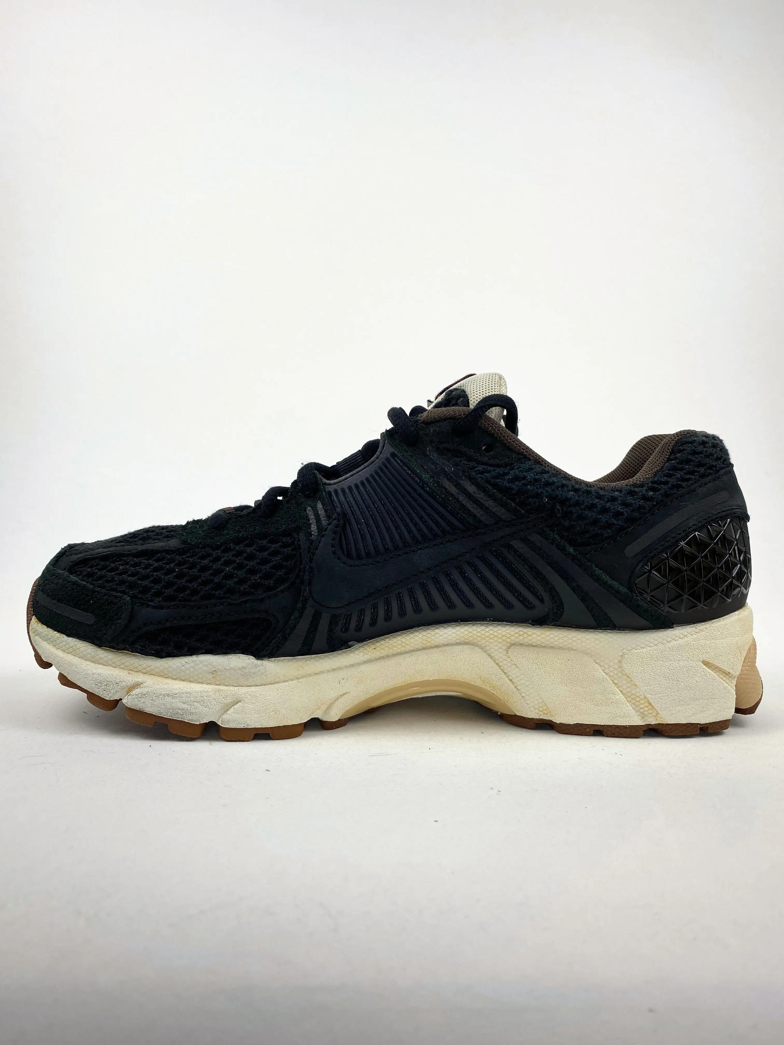Reconditionné NIKE Baskets Homme, Zoom Vomero 5, Noir Très Bon État 4/4