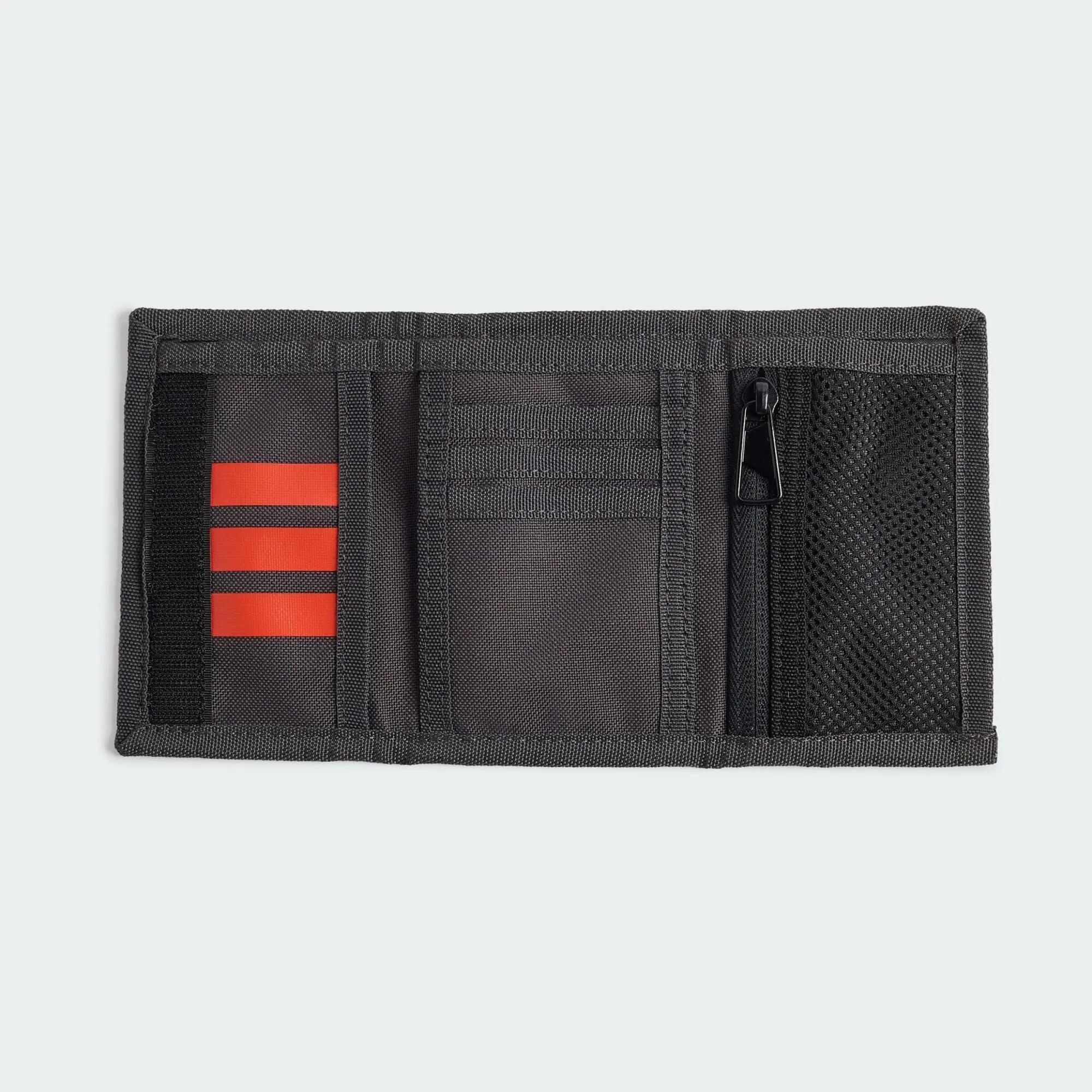 AUDI REVOLUT F1 TEAM DNA WALLET 3/6