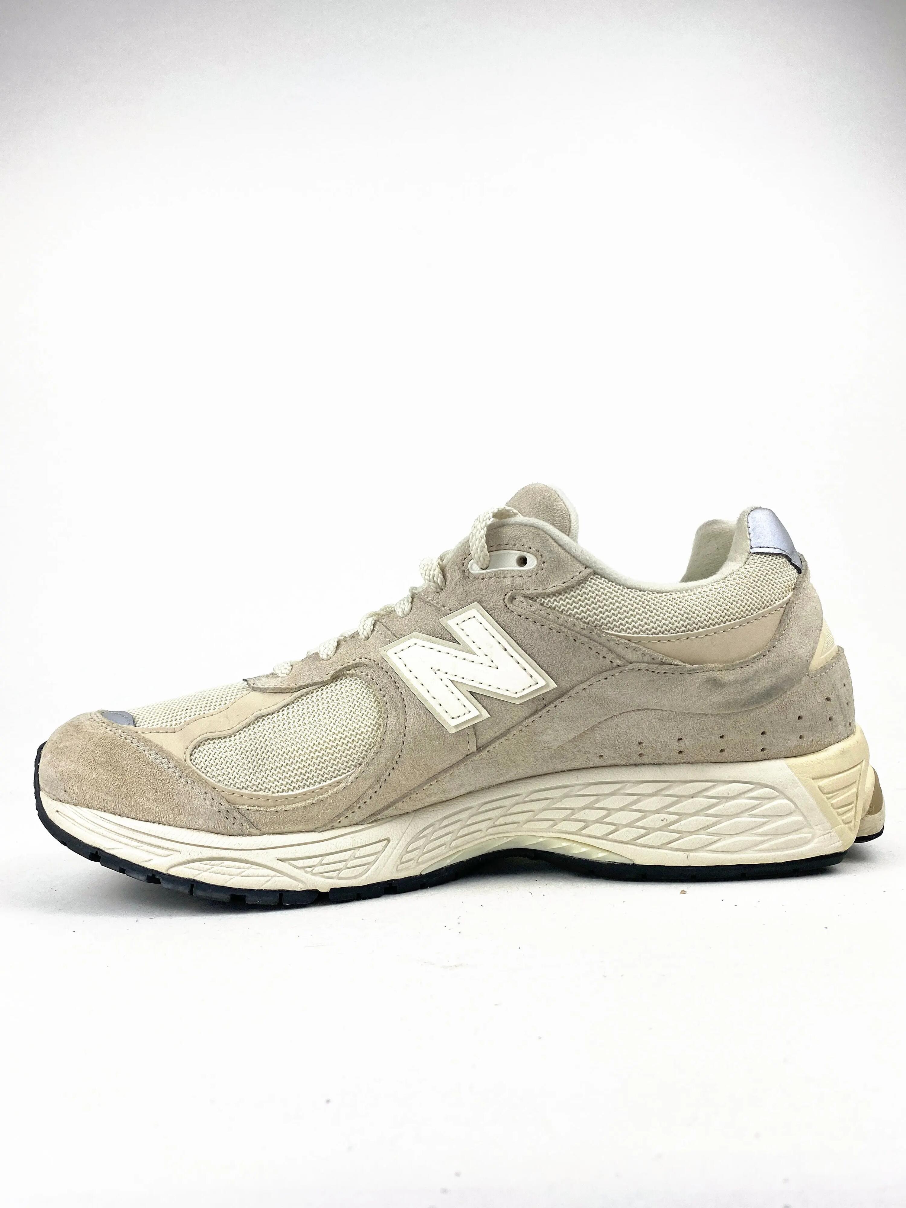 Reconditionné NEW BALANCE Baskets Homme, 2002R, Blanc Très Bon État 4/4