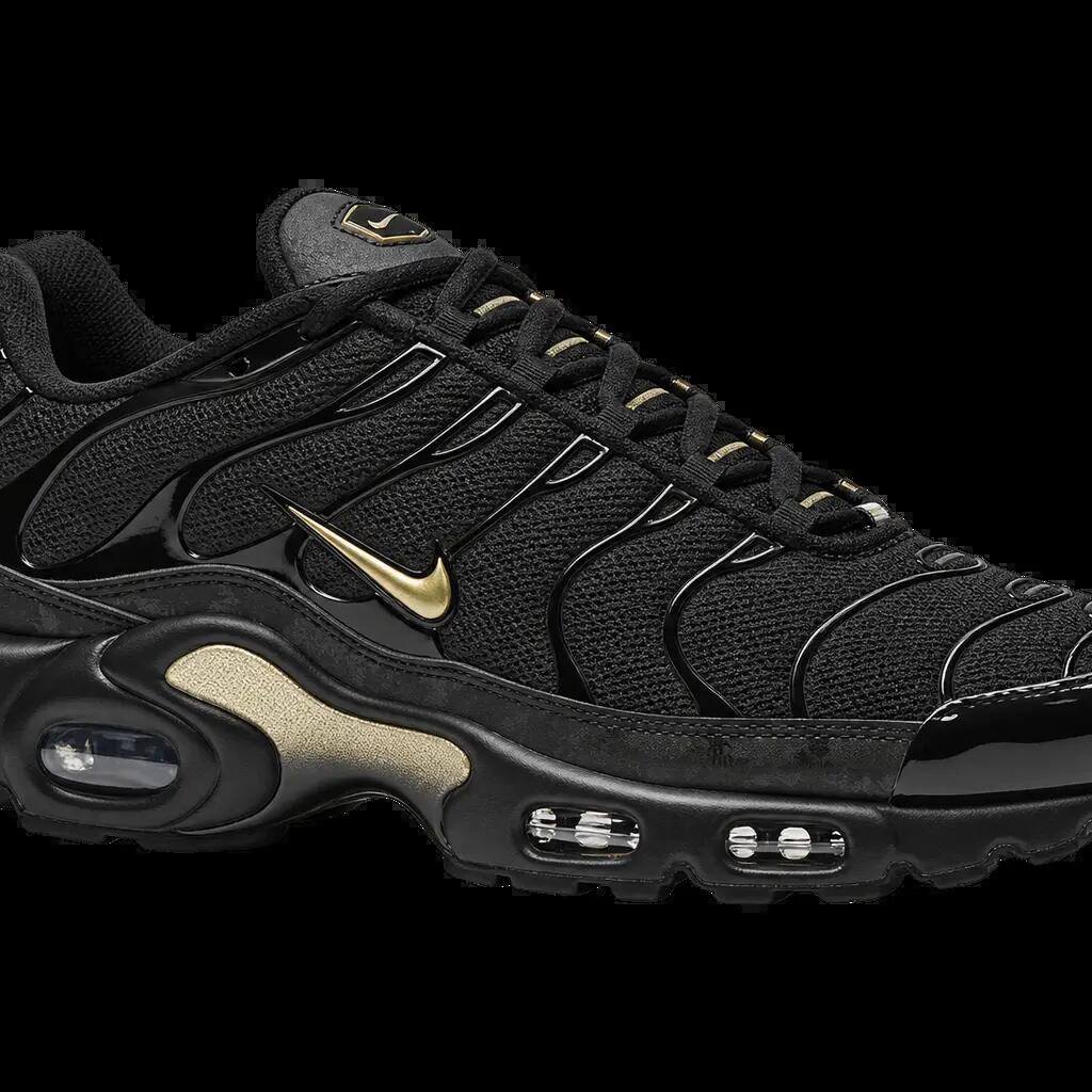Herren - Sneaker - glänzend - Nike Air Max Plus - schwarz, Metallic Gold