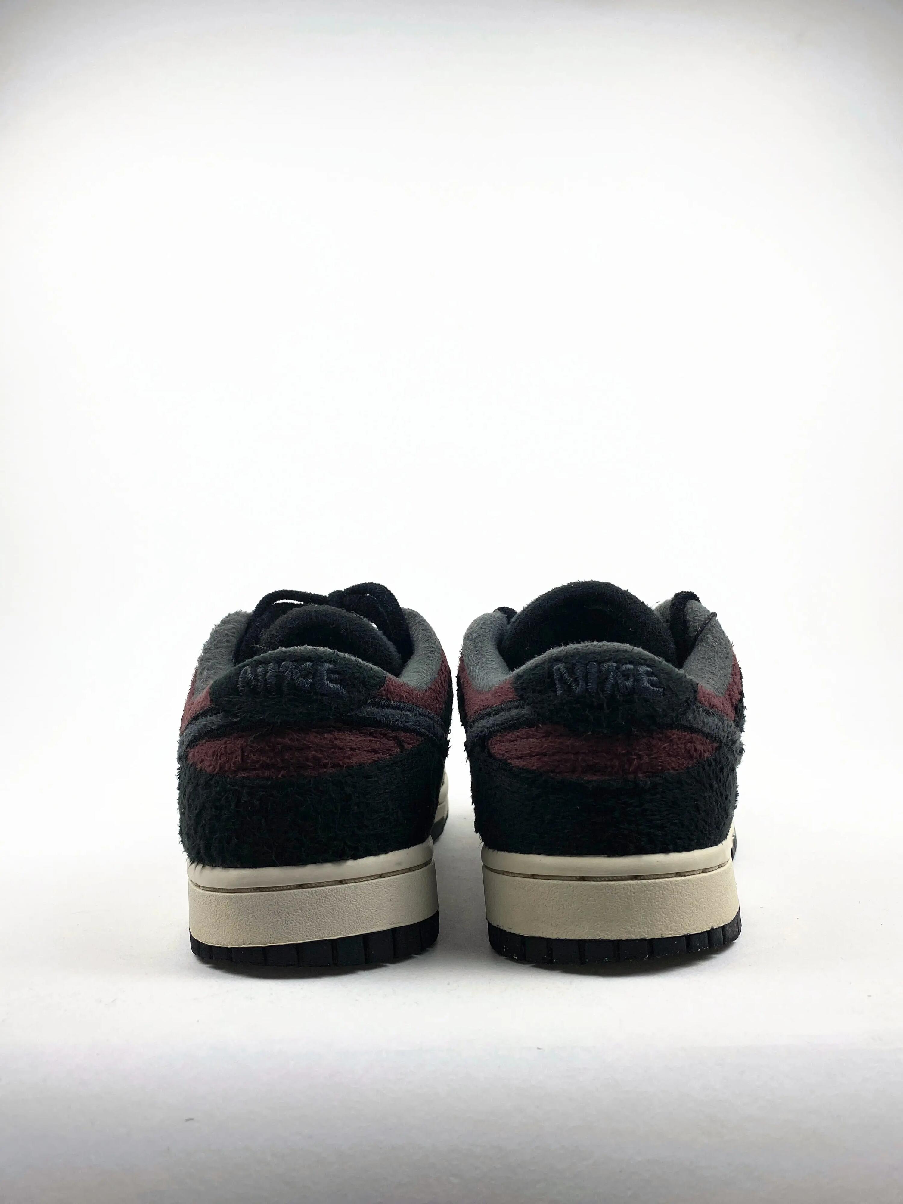 Reconditionné NIKE Baskets Femme, Dunk Low SE, Bordeaux Très Bon État 3/4