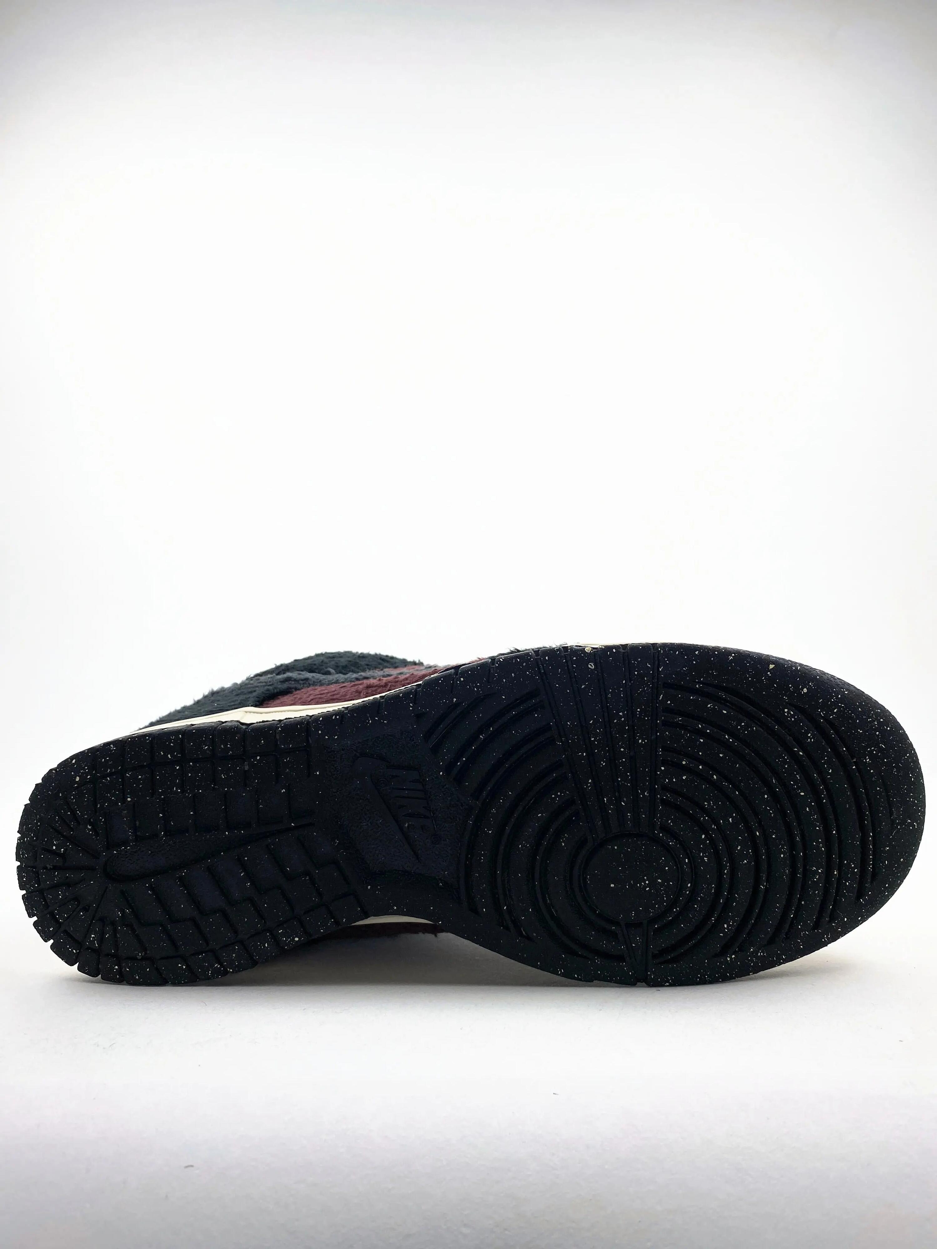 Reconditionné NIKE Baskets Femme, Dunk Low SE, Bordeaux Très Bon État 2/4