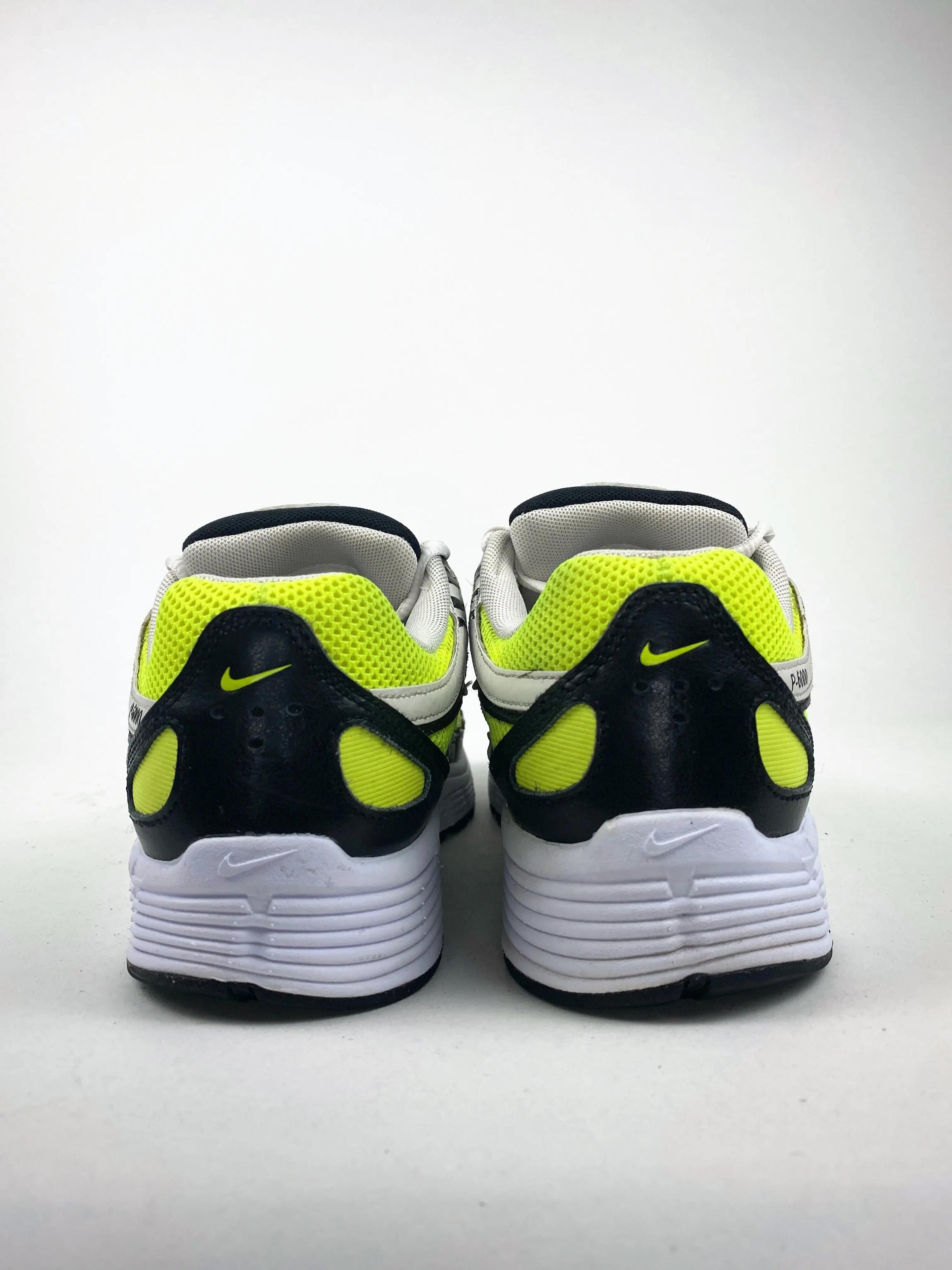 Reconditionné NIKE Baskets Homme, P-6000, Jaune Très Bon État 3/4