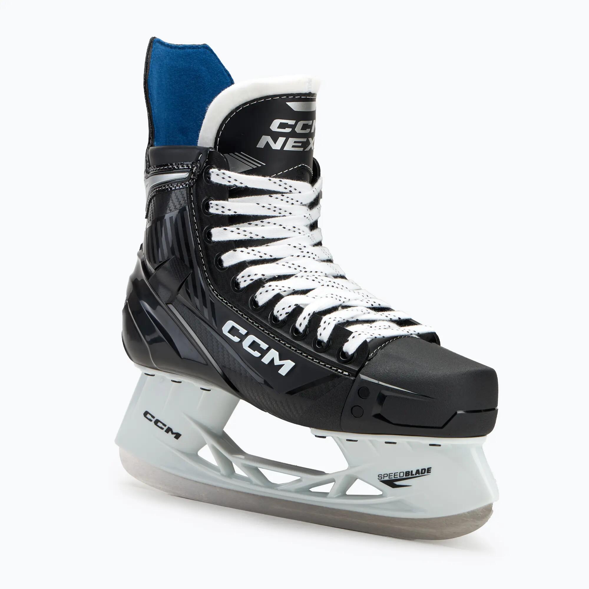 CCM Next Senior Regular noirs patins de hockey sur glace pour adultes 1/7