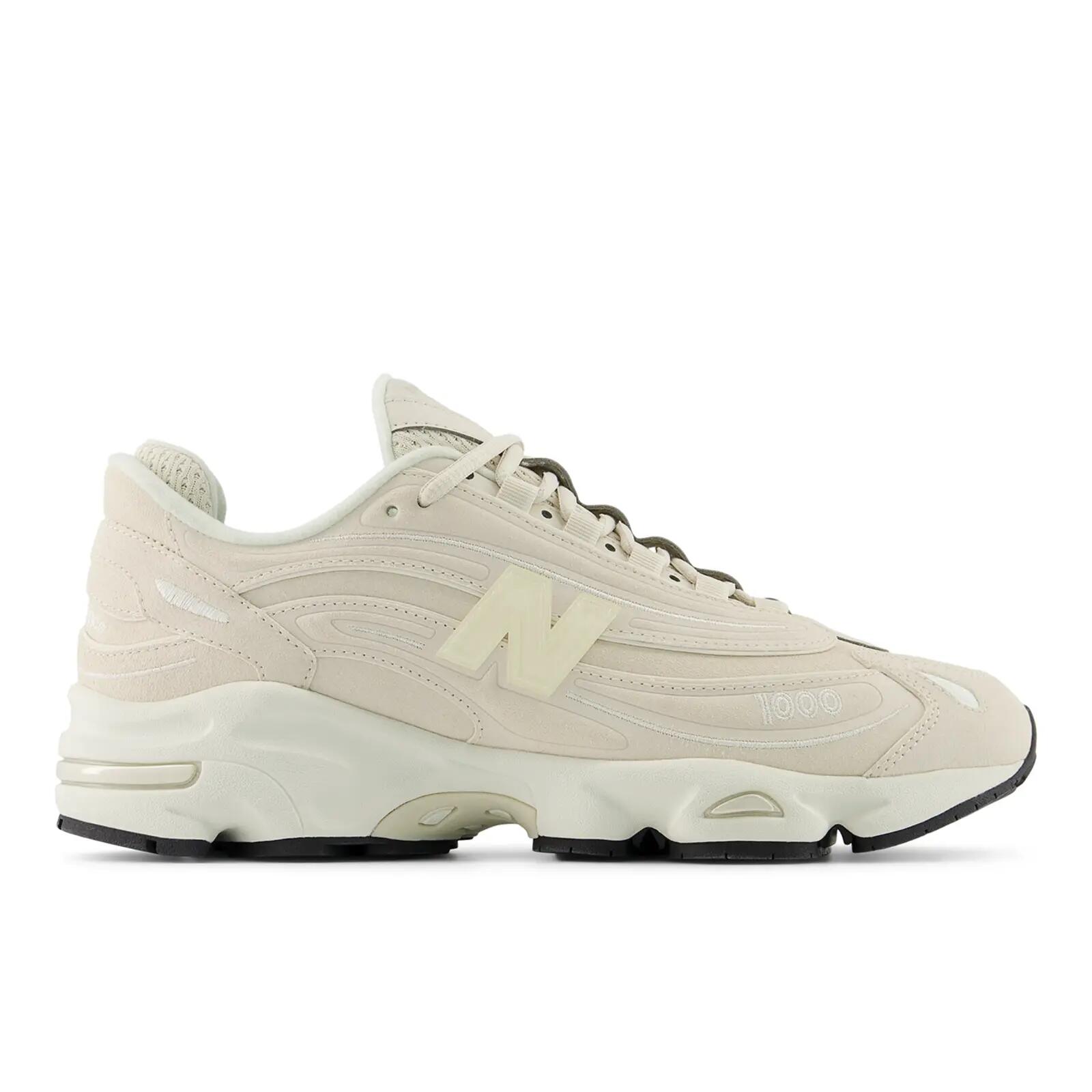 NEW BALANCE picture