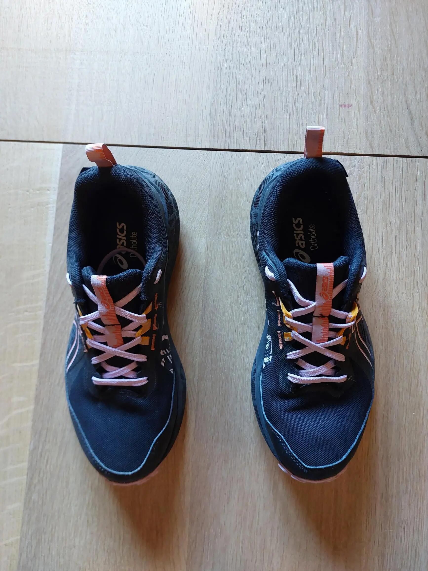 Entre Particuliers - Chaussures de Trail Running GoreTex Femme Asics 2/7