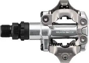 Coppia di pedali automatici Shimano PD-MT520 argento con tacchetti SM-SH51 2/5
