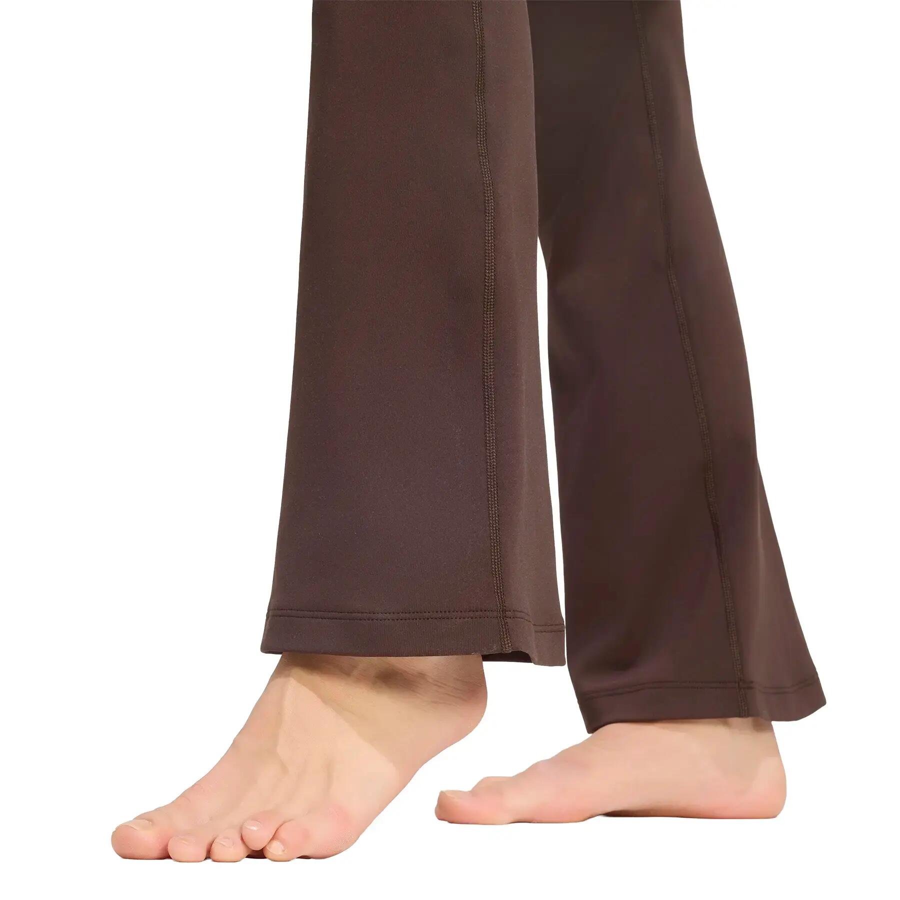 All Me Essentials Flare Leggings 7/7