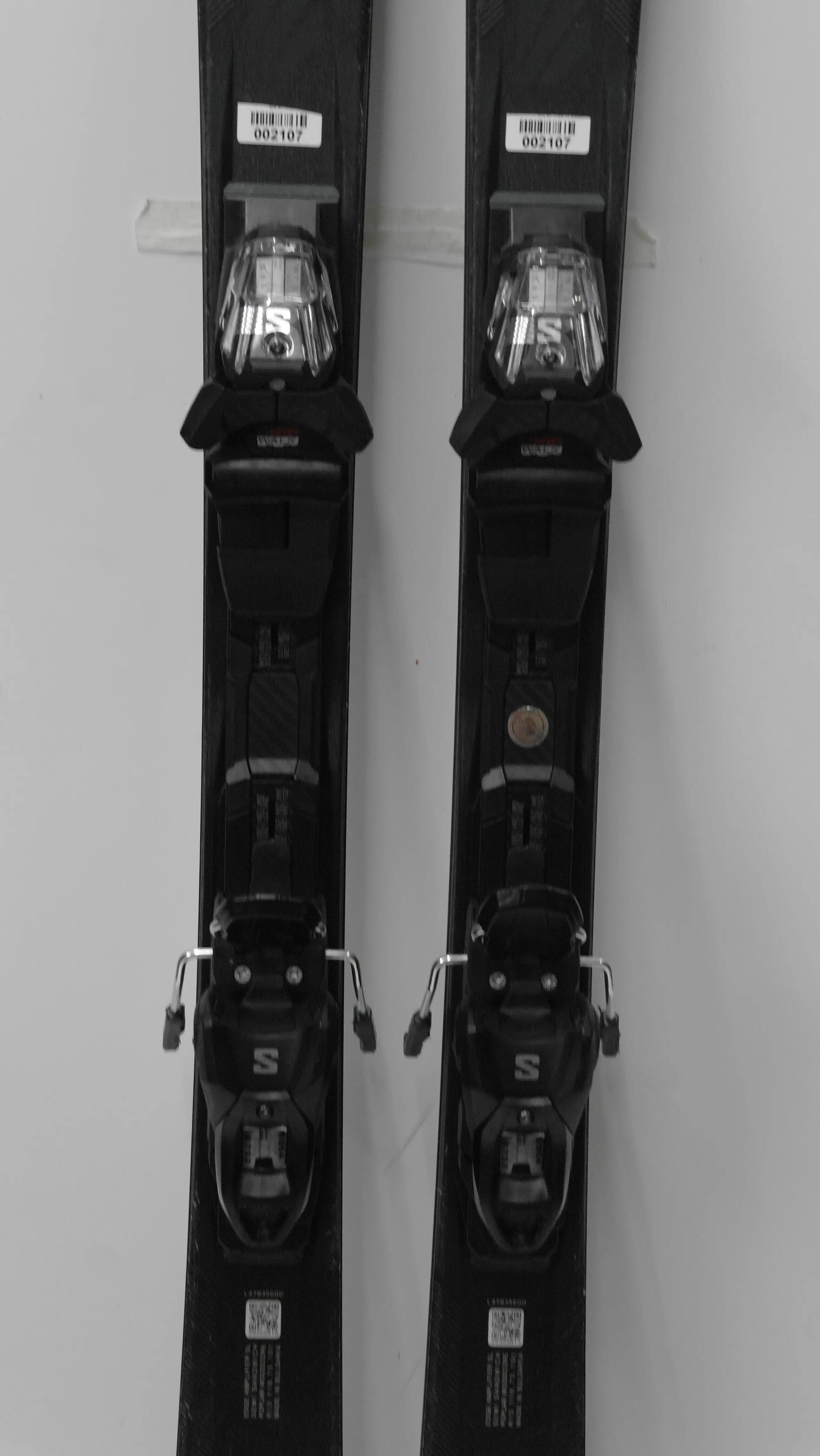 2ND Life - Sjezdové lyže Salomon S-Max N°8 R 3/4