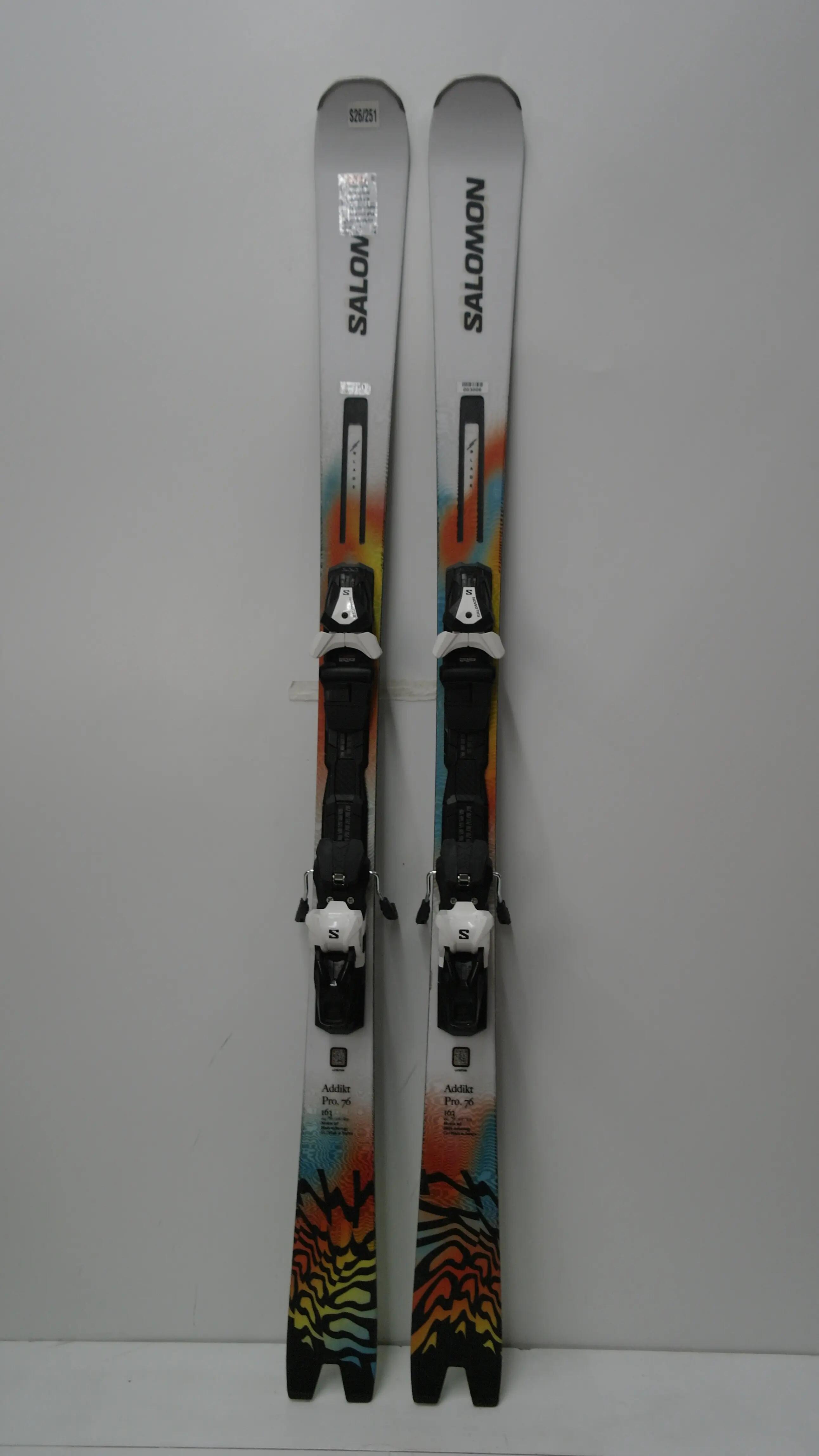 SALOMON picture