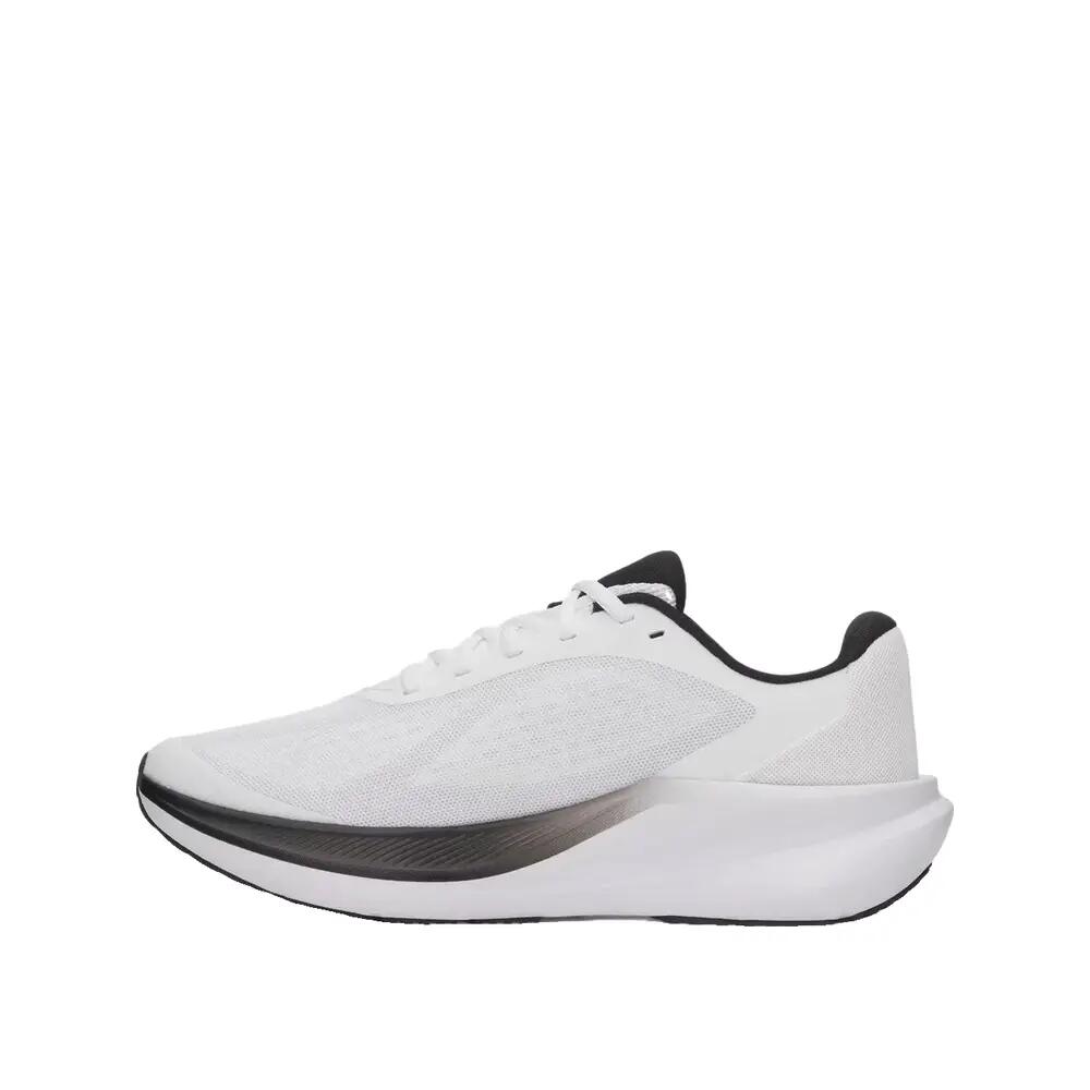 Under Armour Chase White Running Shoes 3/5