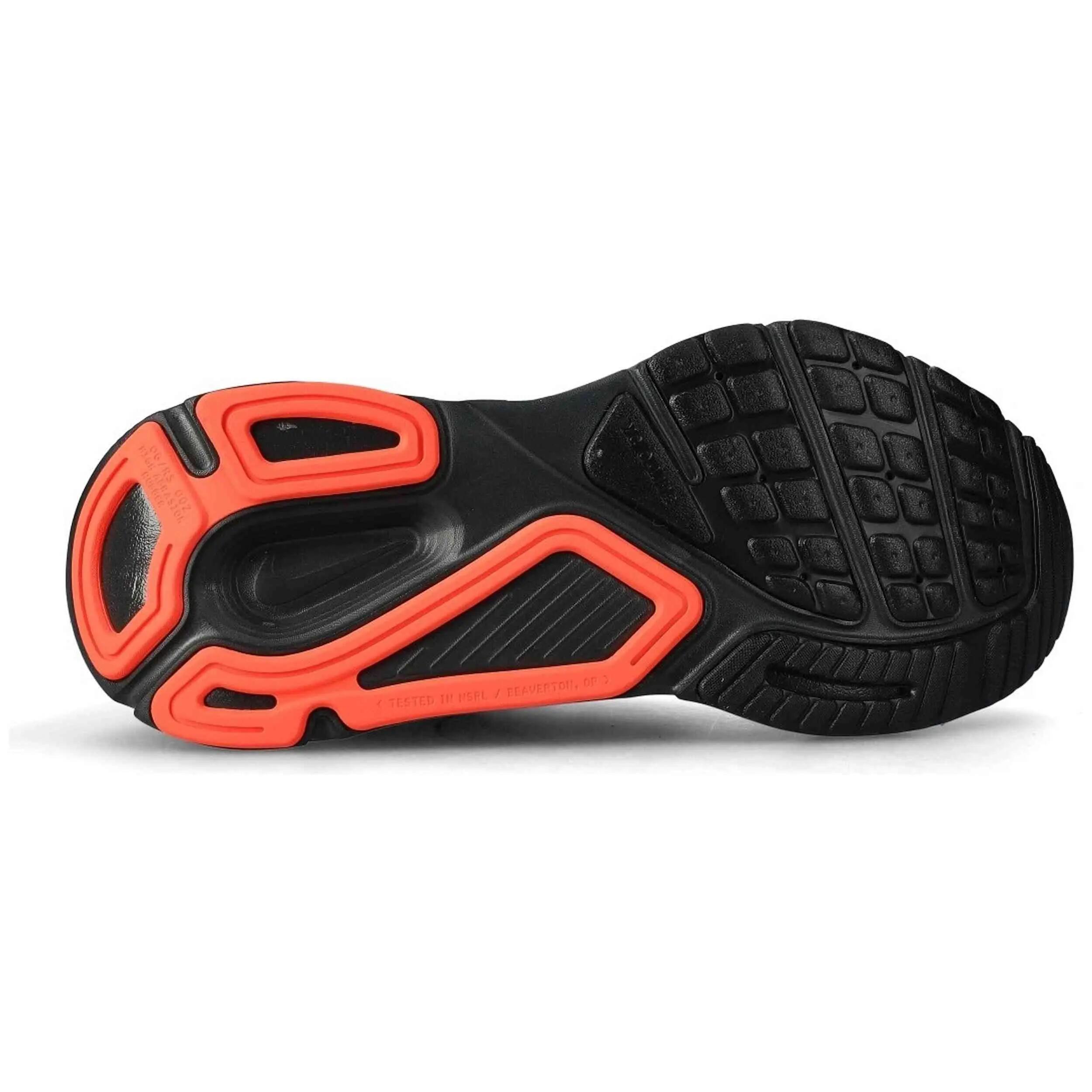 Zapatillas Nike modelo Structure Plus "Black/University Red" para hombre 5/5