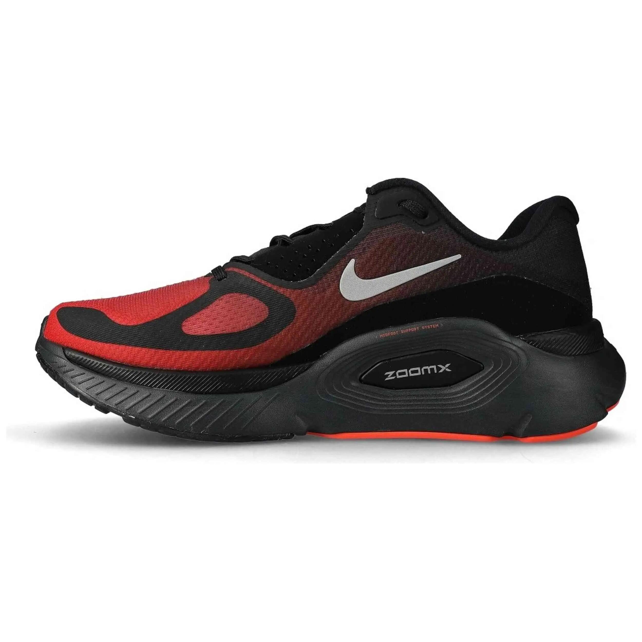 Zapatillas Nike modelo Structure Plus "Black/University Red" para hombre 3/5