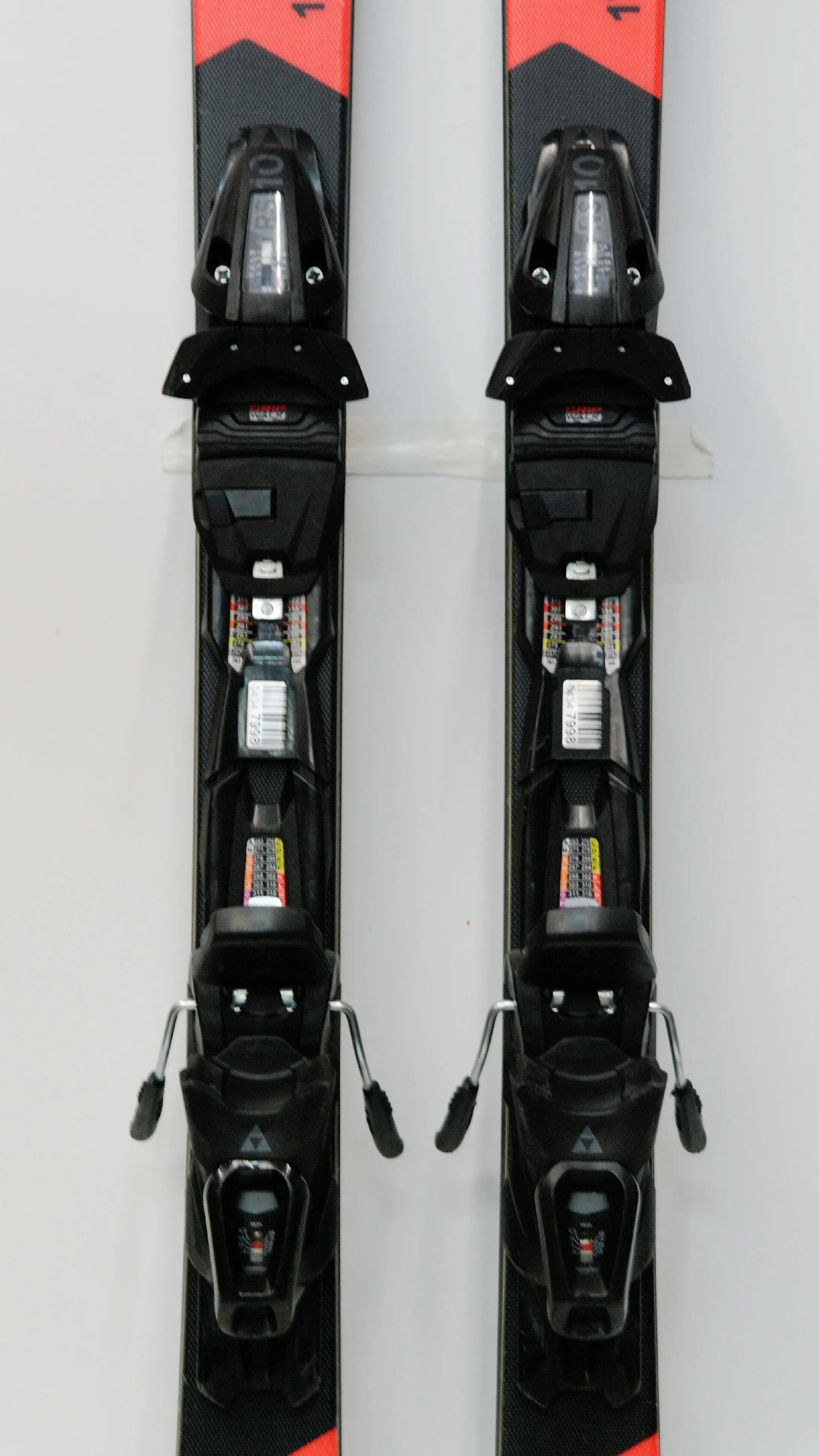 2ND Life - Sjezdové lyže Fischer The Curv XTR 3/7