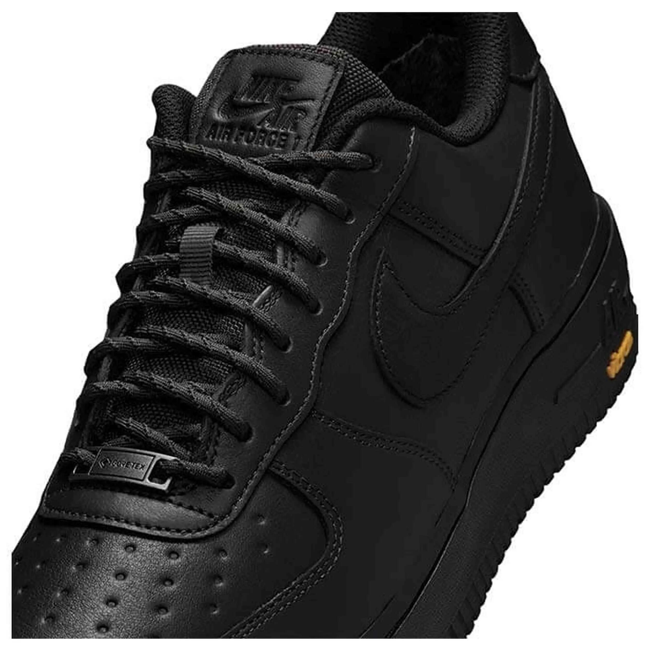 Schoen Nike model Air Force 1 GTX Vibram "Off Noir/Speed Yellow/Negr voor mannen 2/5