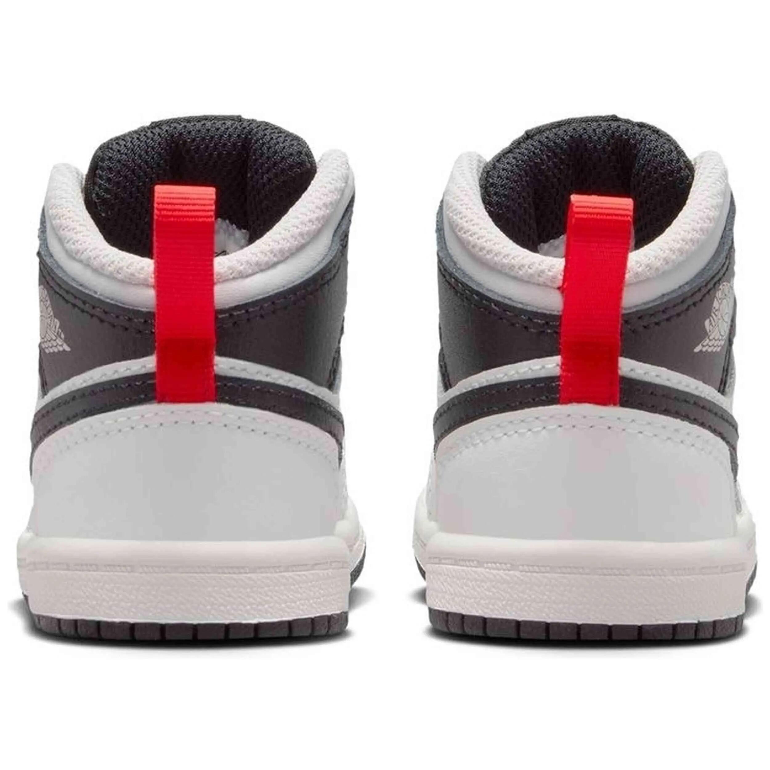 Zapatillas Jordan modelo Air Jordan 1 Mid TD para bebe 3/5