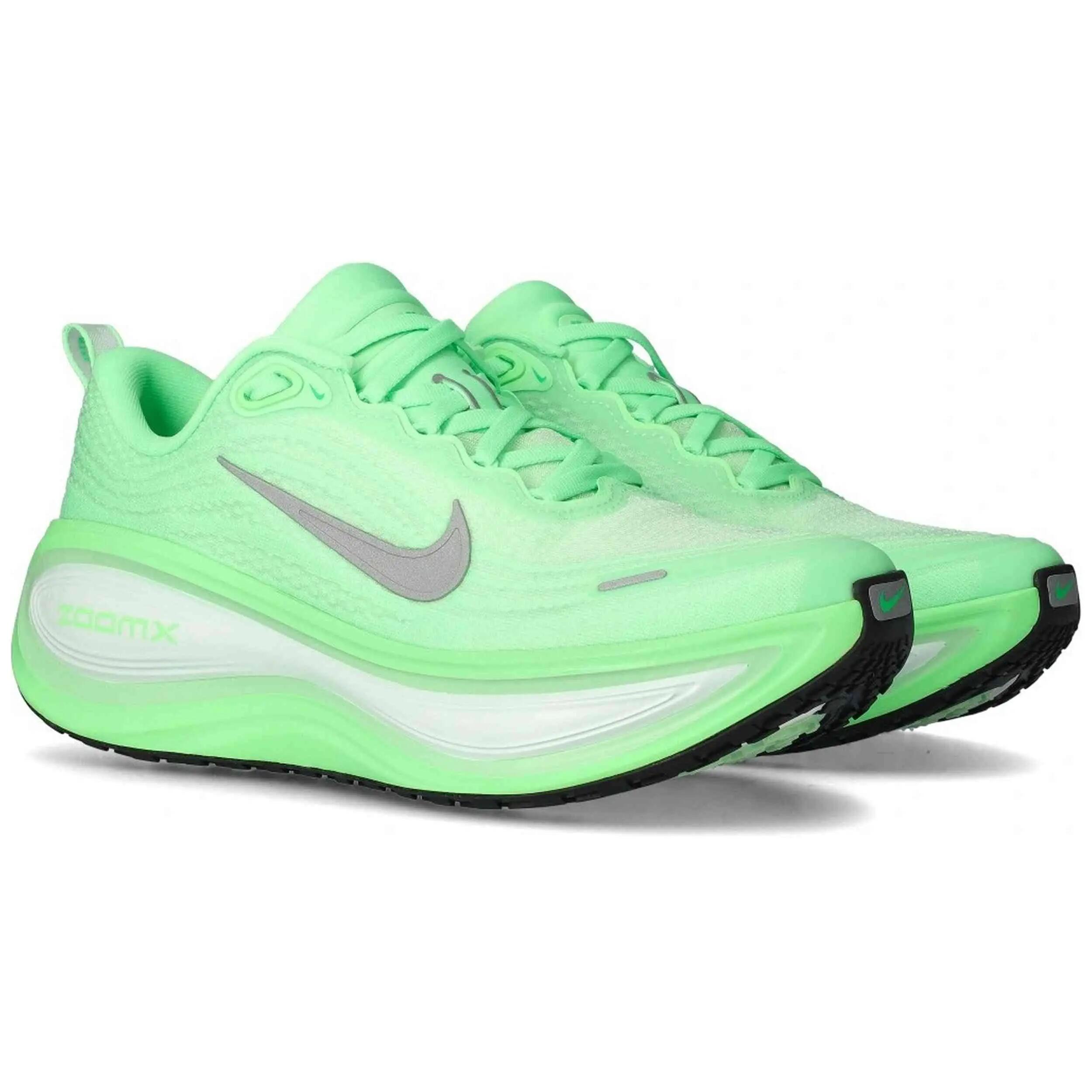 NIKE picture