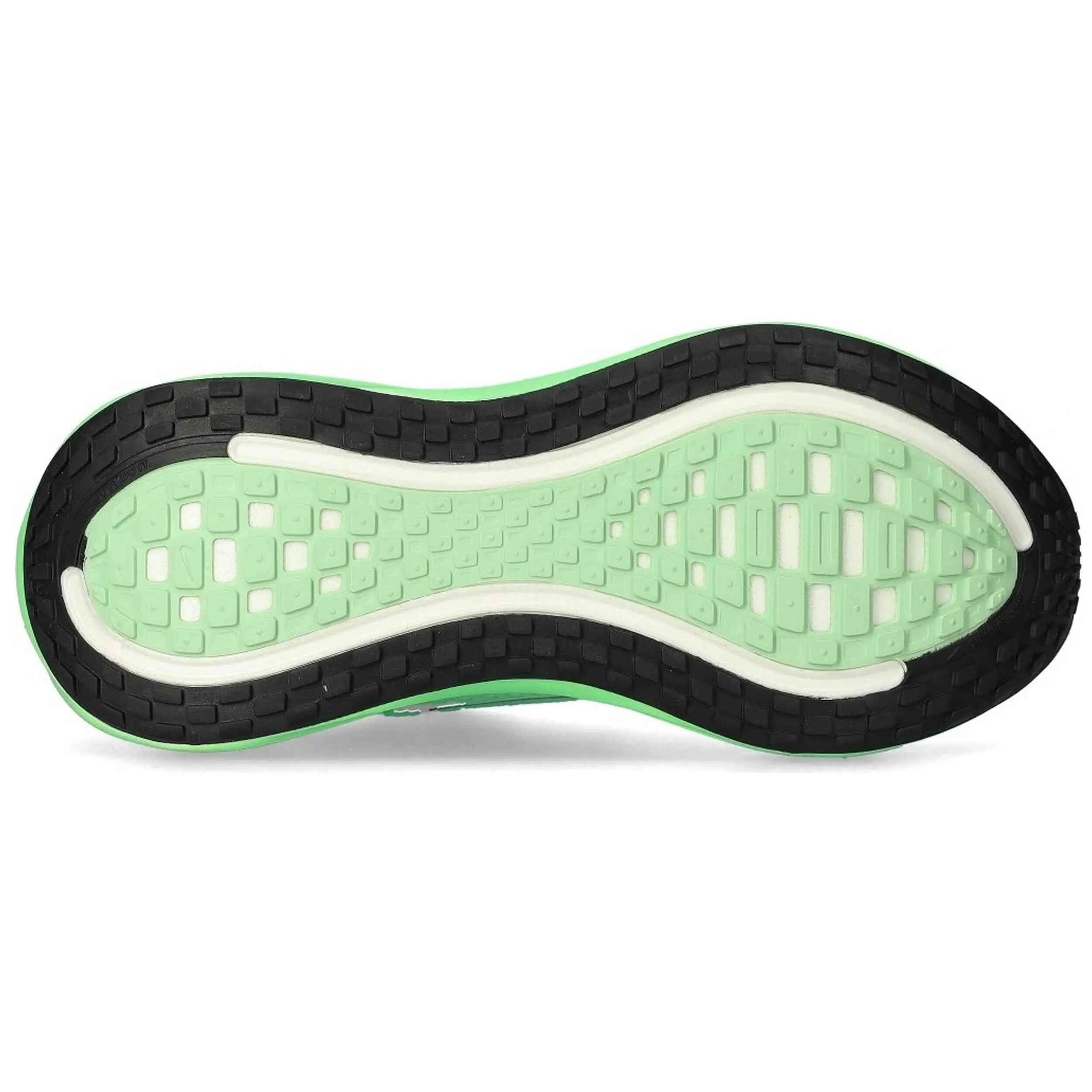Zapatillas Nike modelo Vomero Plus para mujer 5/5