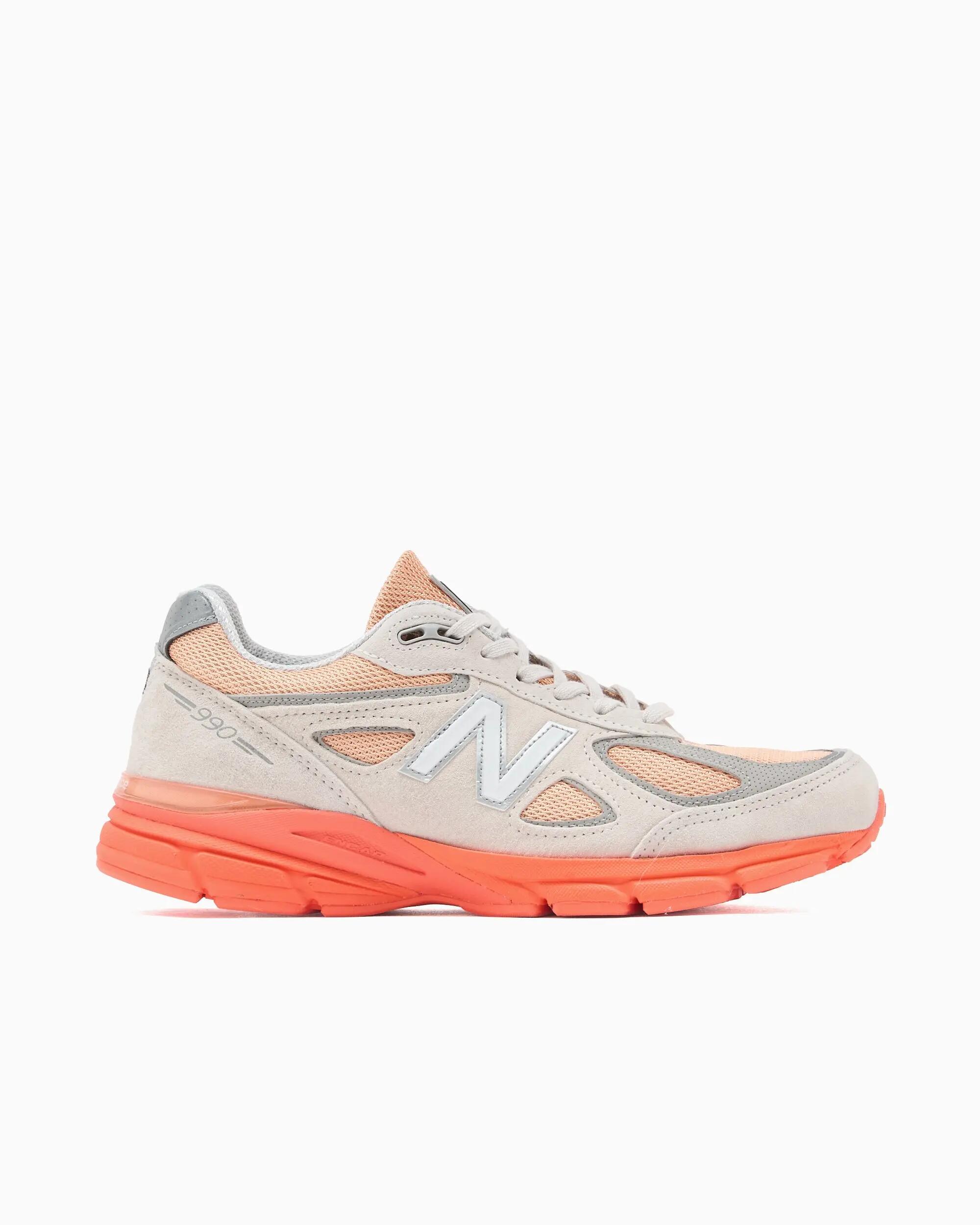 NEW BALANCE picture