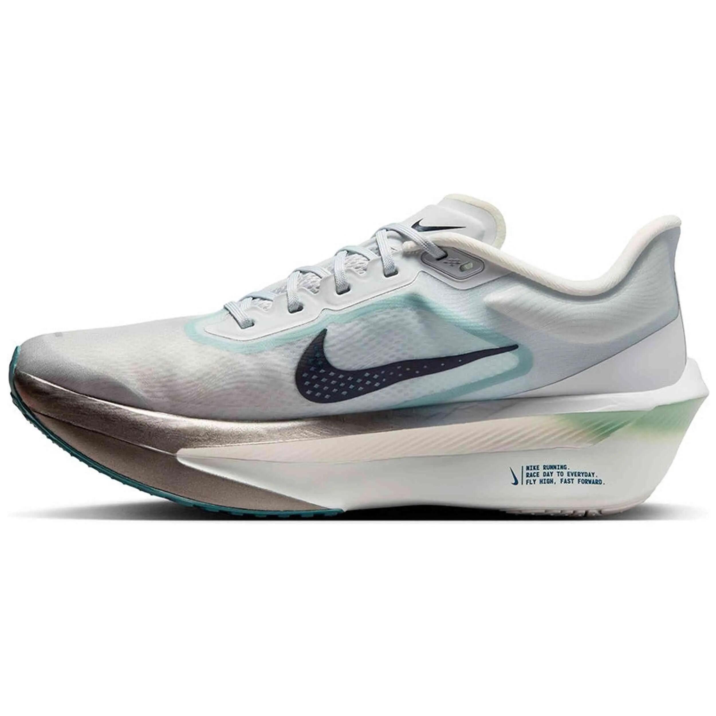 Zapatillas Nike modelo ZoomX Vaporfly Next% 3 para hombre 2/4