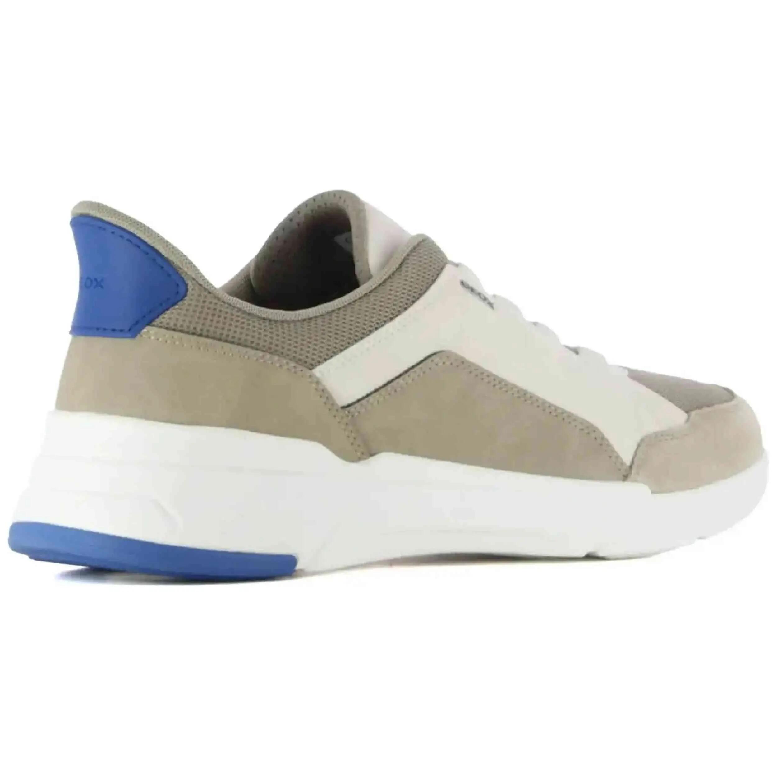 Sapatilhas Geox modelo Vittour Plus para homem 3/5