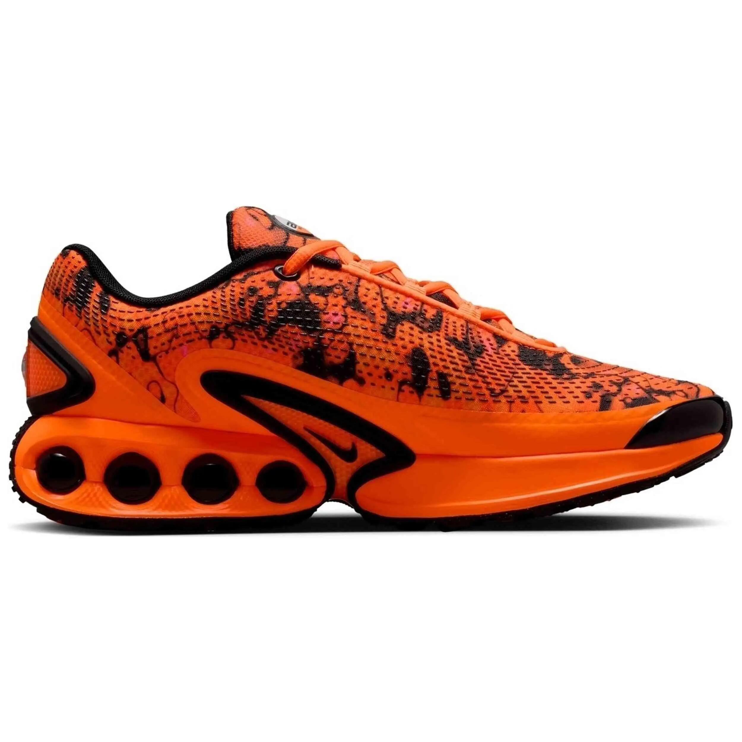 NIKE picture