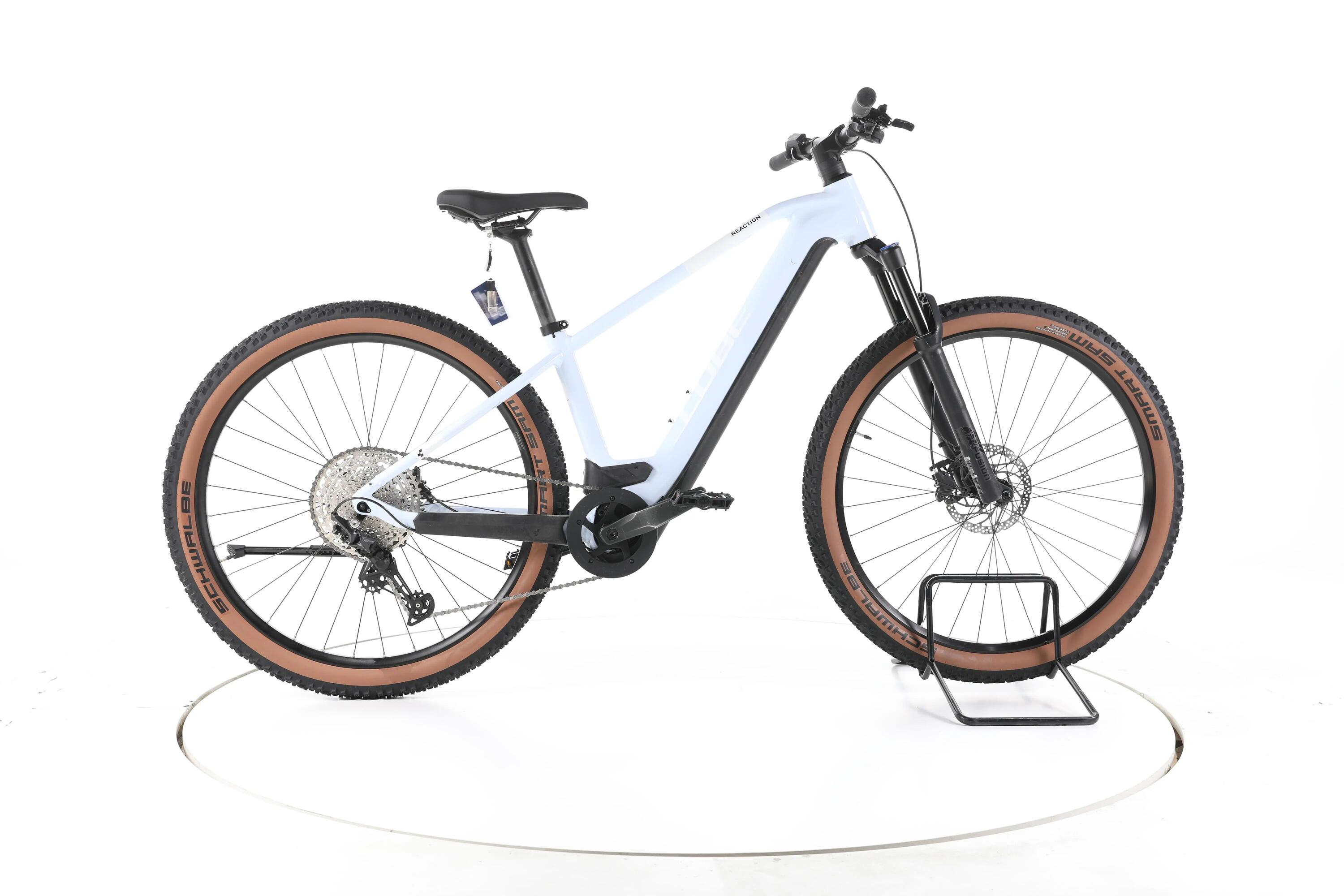 Segunda vida - Cube Reaction Hybrid Pro 625 E-Bike - Muy buen estado 1/7