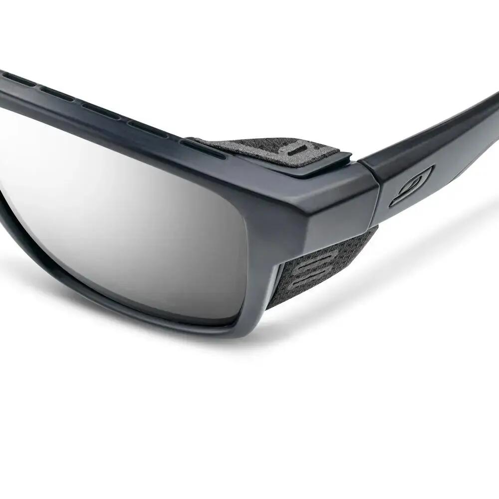 Lunettes de Soleil Photochromiques / Polarisées Julbo "Shield M" Noir 4/7