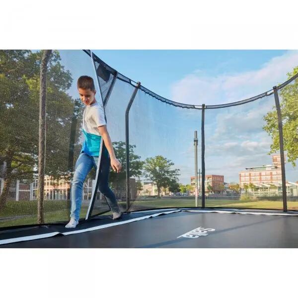 Salta 12ft Premium Black Edition Round Trampoline with Enclosure 9/10