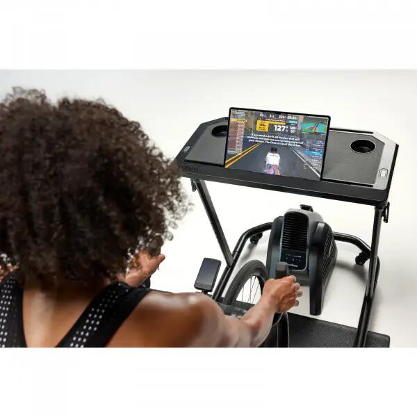 Wahoo KICKR CORE 2 Direct-Drive Turbo-Trainer 8/10