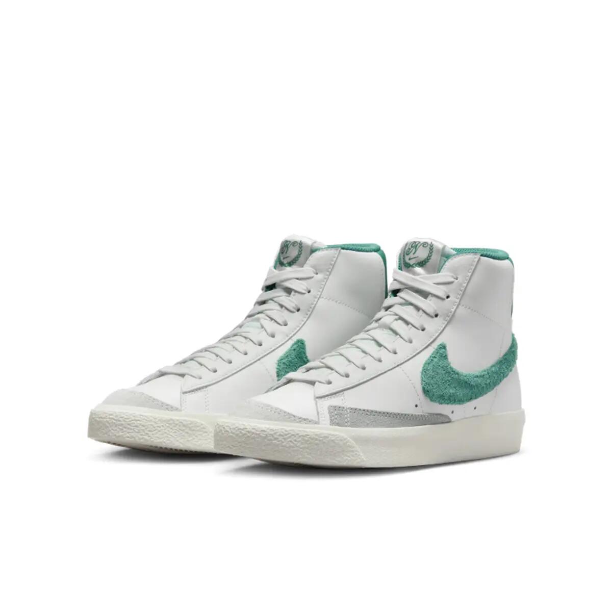 Nike Blazer Mid '77 SE – Sneakers Mid Bambino Heritage Style 5/6