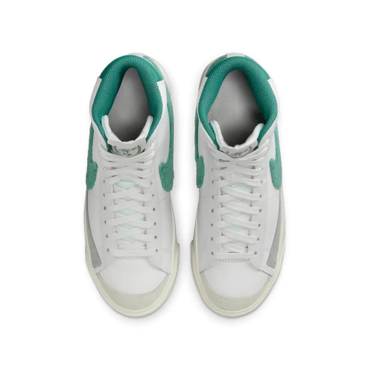 Nike Blazer Mid '77 SE – Sneakers Mid Bambino Heritage Style 4/6