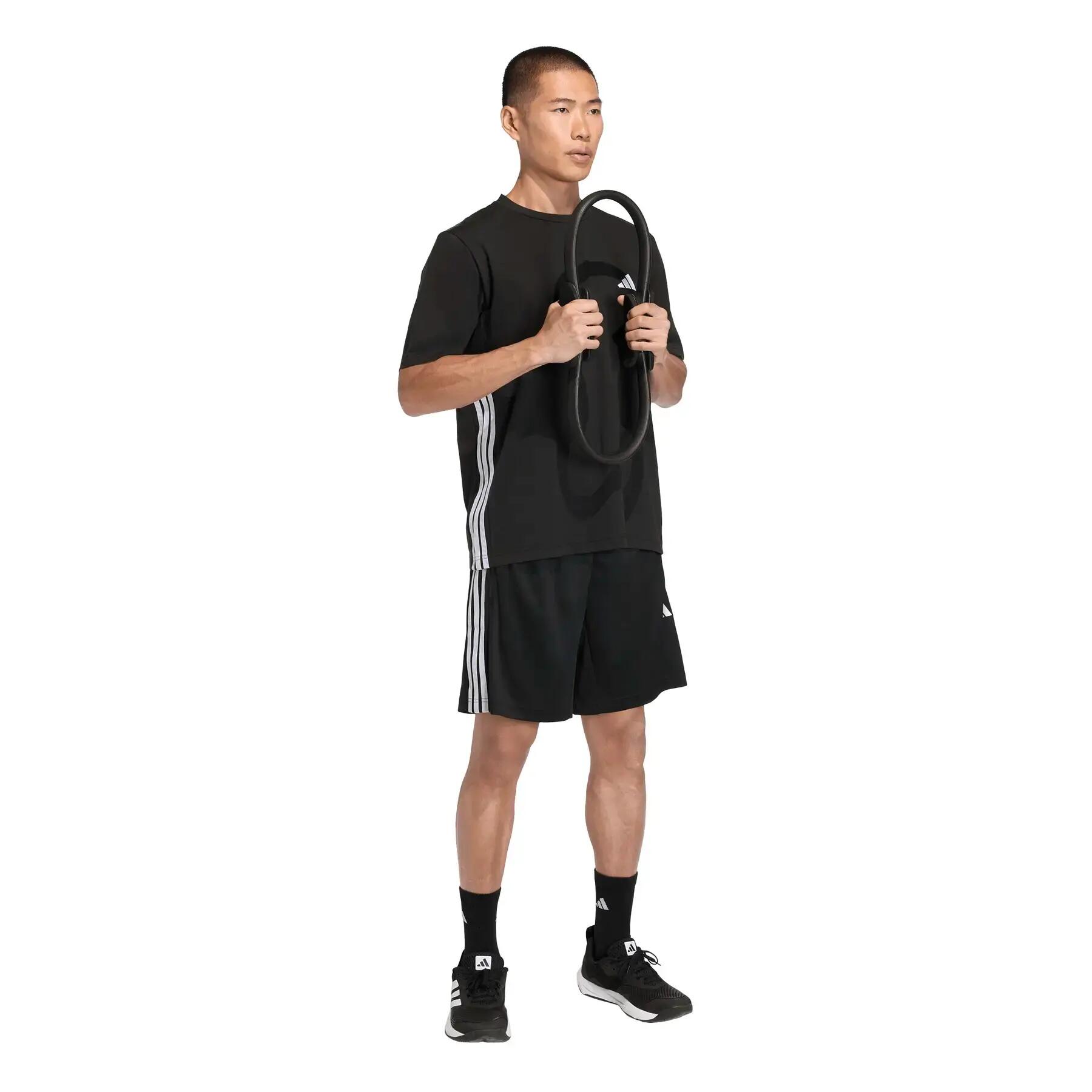 Shorts adidas Essentials Base 3-Stripes 9" 4/6