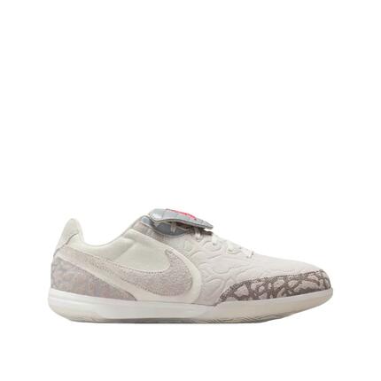 Chaussures de football Nike Tiempo Streetgato Grises