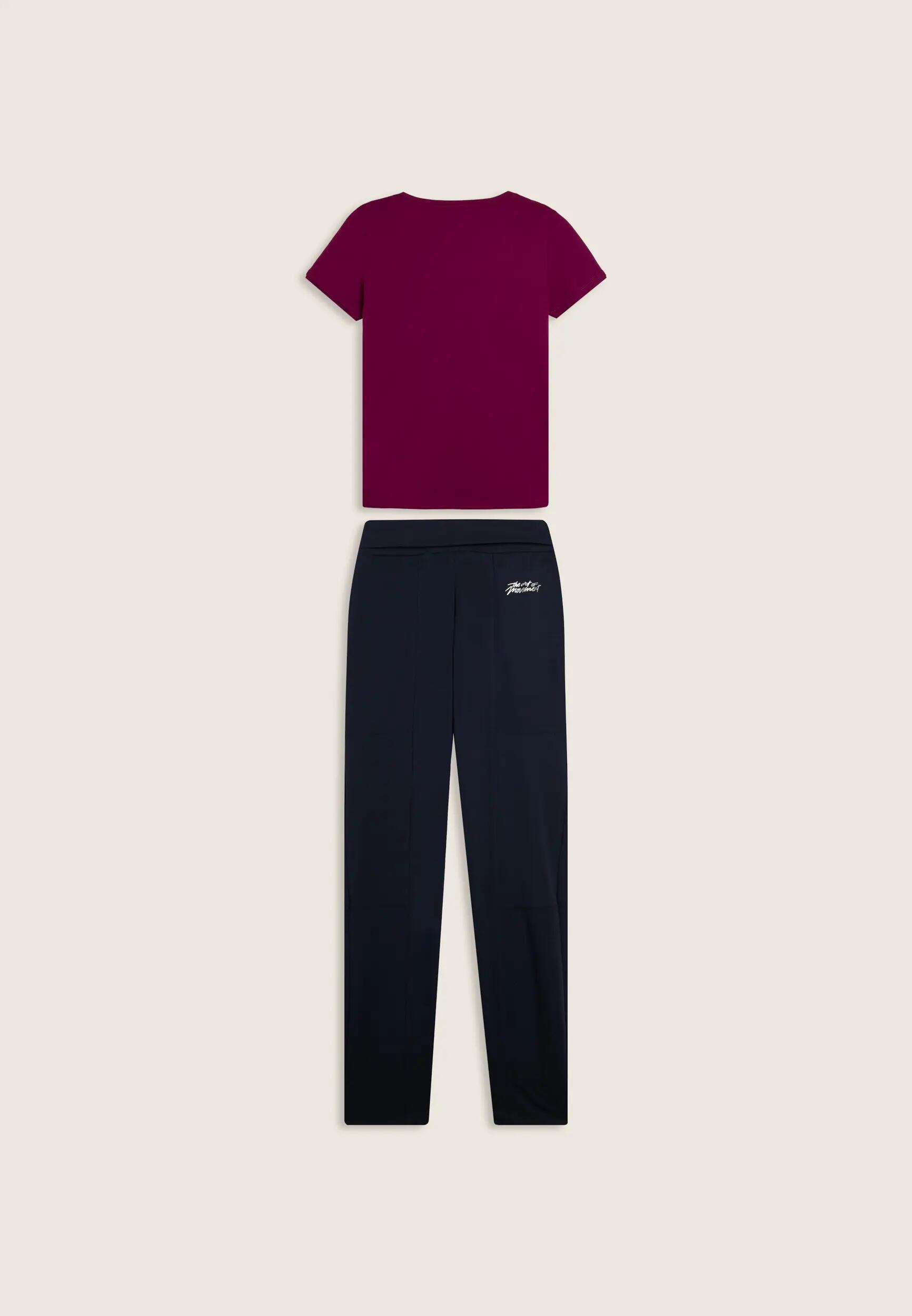 Set met T-shirt en broek “The Art of Movement” 6/8