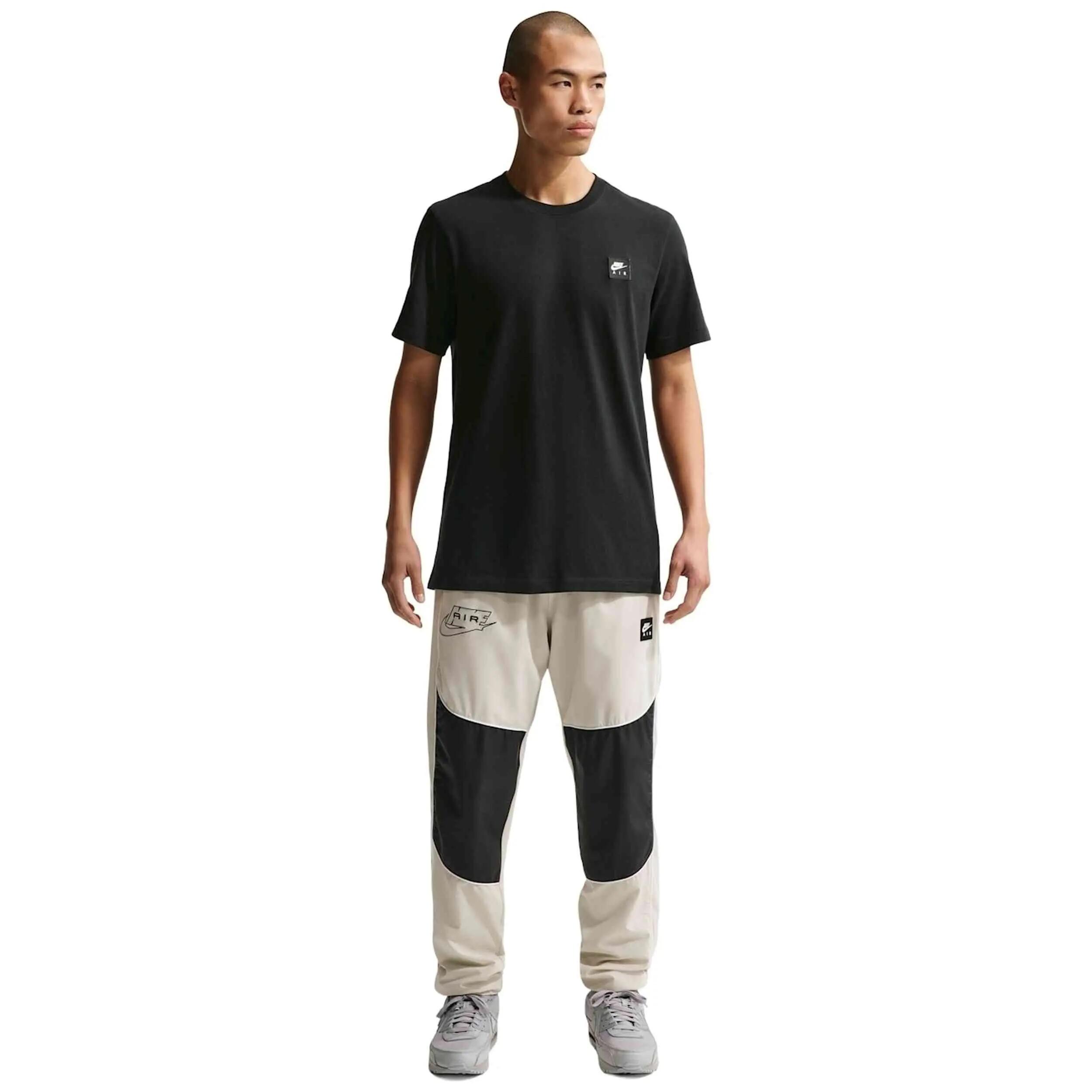 NIKE picture