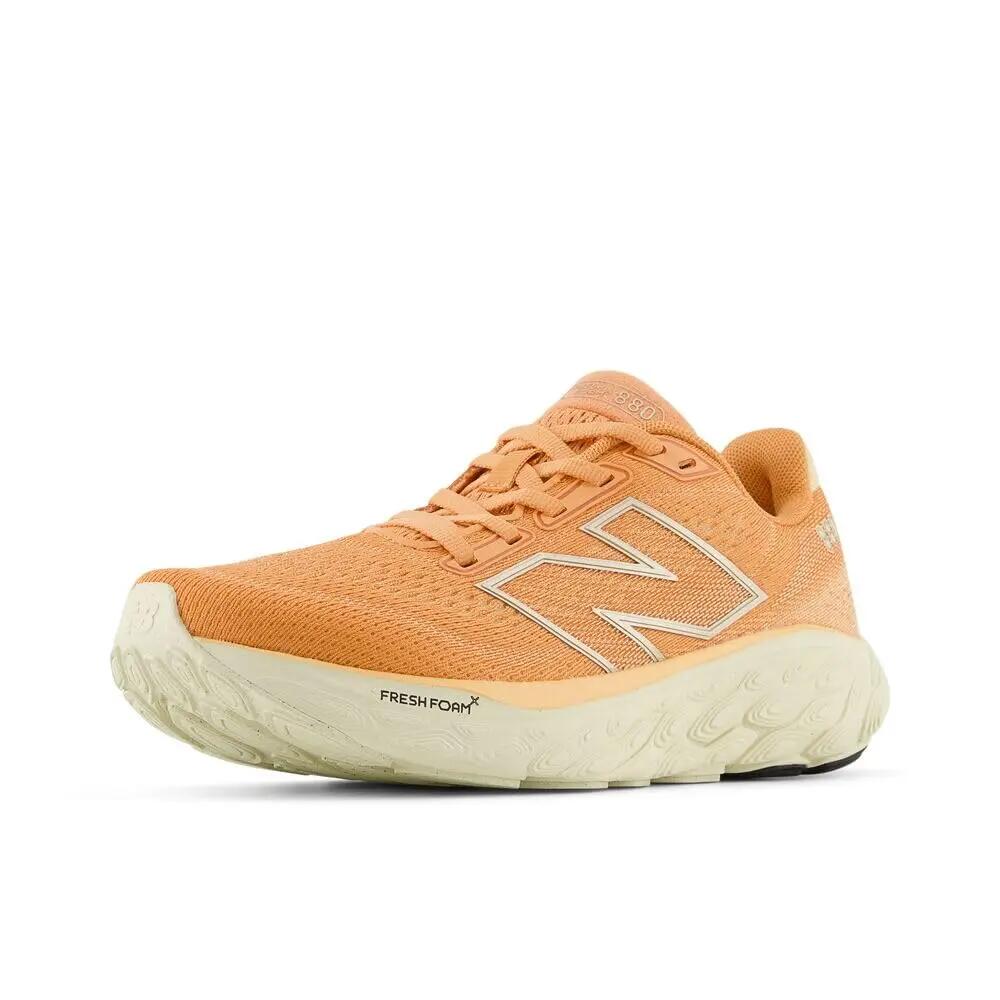 NEW BALANCE picture