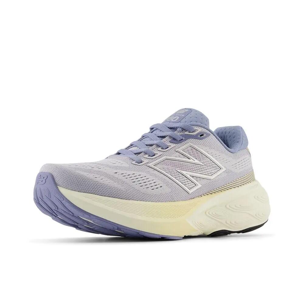 NEW BALANCE picture