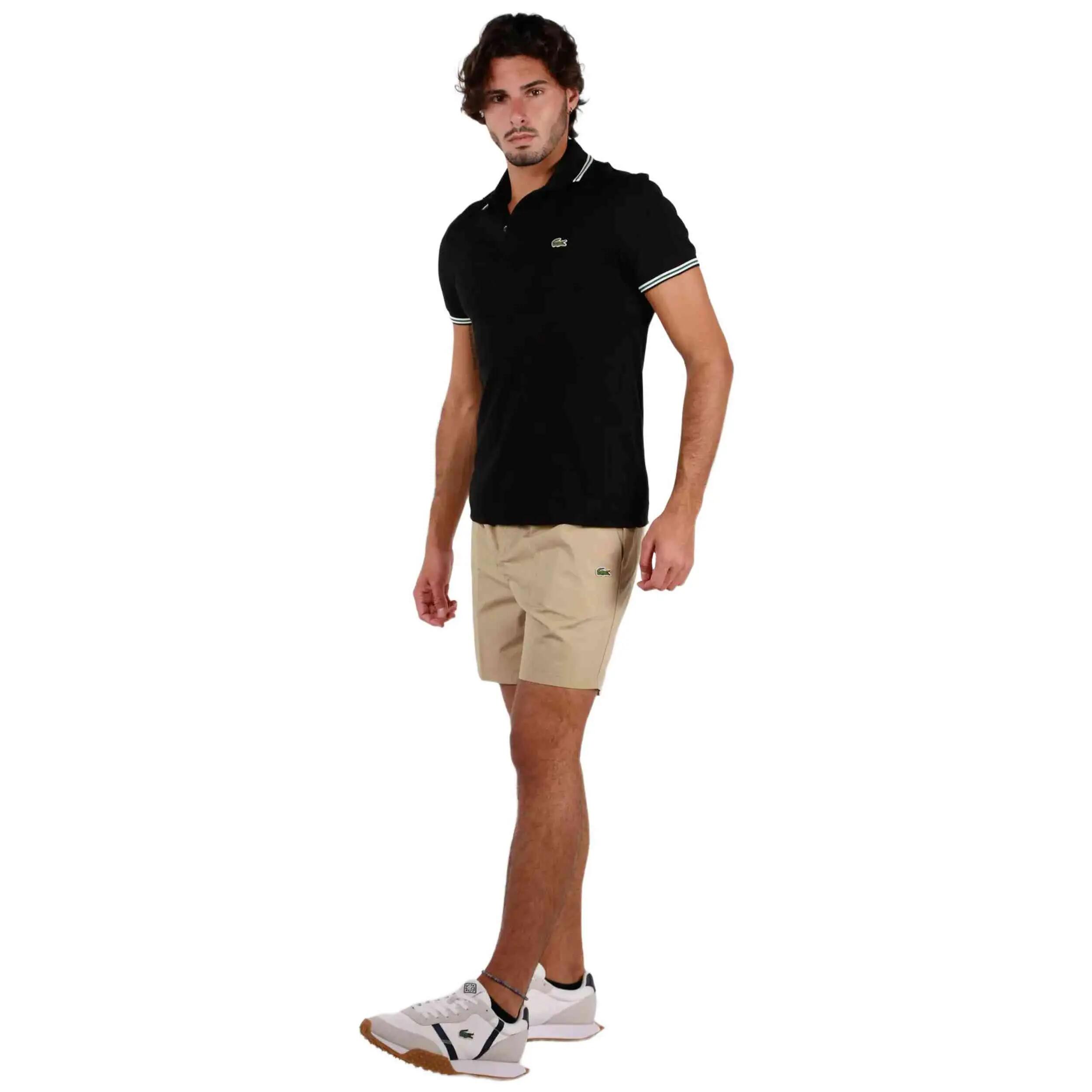 Polo à manches courtes Lacoste modèle 124-15074724151640 pour homme 2/5