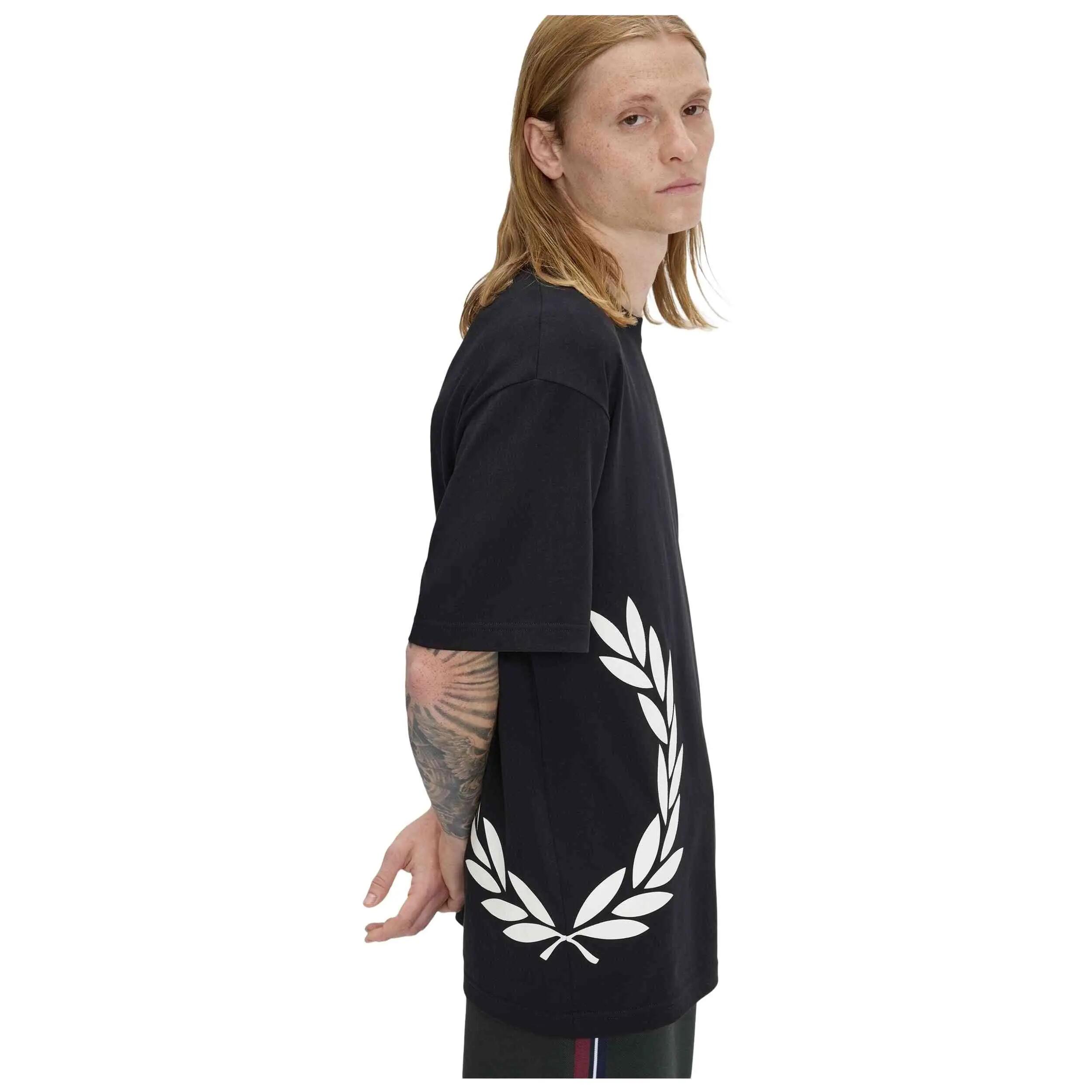 Kurzarmshirt Fred Perry Modell M2440 für männer 2/4